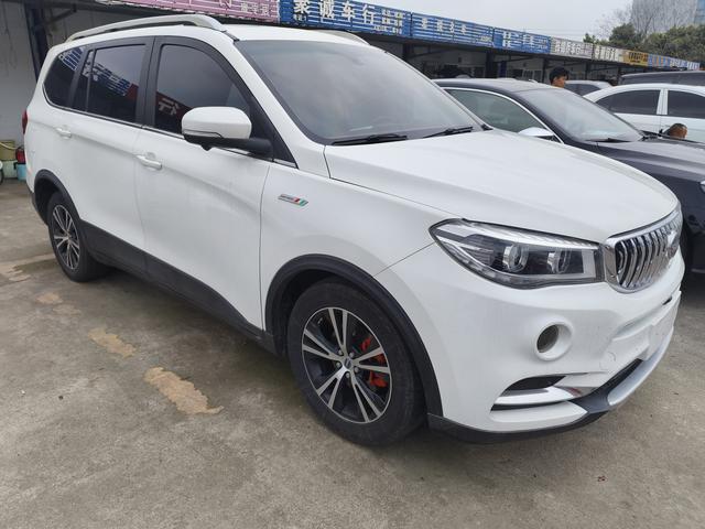 SWM X7 2022 image de voiture #5