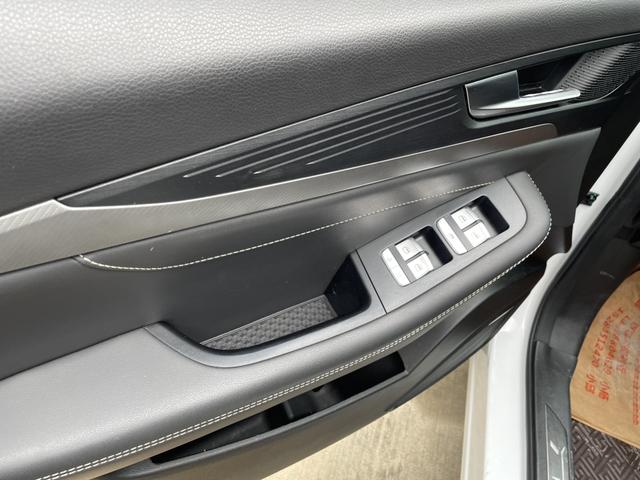 Soueast DX8 S 2022 car image #5