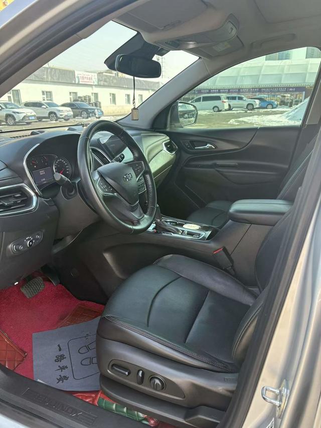 Chevrolet Equinox 2018 immagine di auto #5