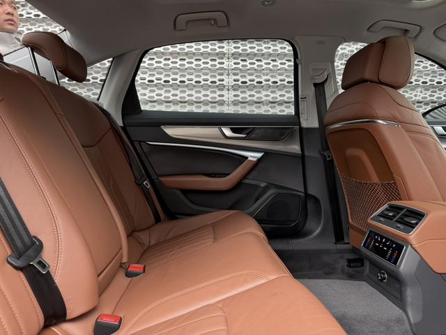Audi A6L 2022 car image #5