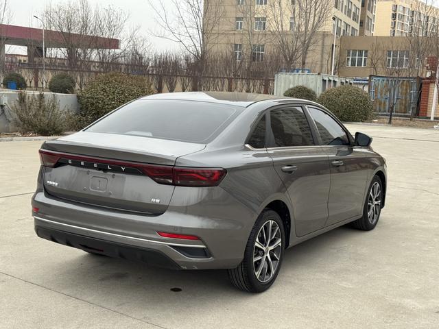 GEELY Emgrand 2022 #5 GEELY Emgrand 2022 car image #5