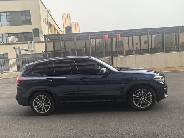 BMW X3 2018 imagem de carro #5