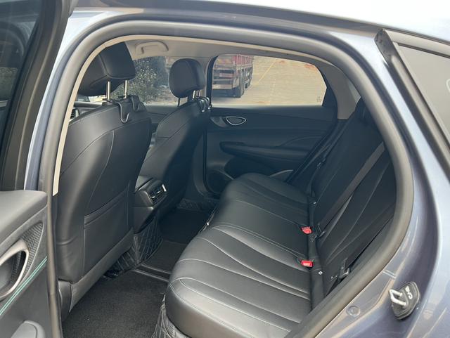 BYD Seal 05 DM-i 2025 car image #5