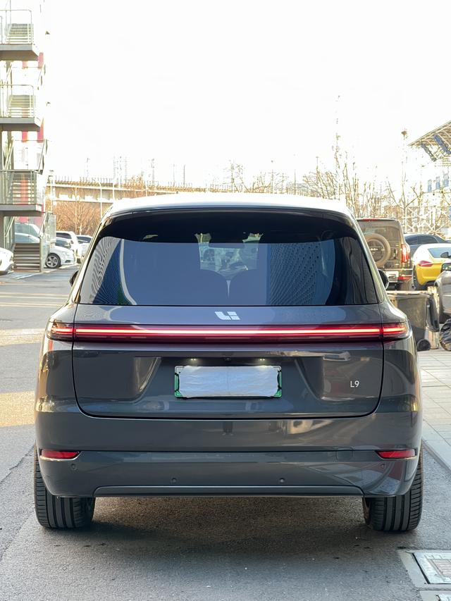 Li L9 2023 image de voiture #5