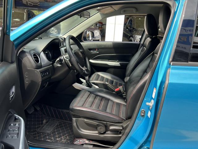 Suzuki Vitara 2018 image de voiture #5