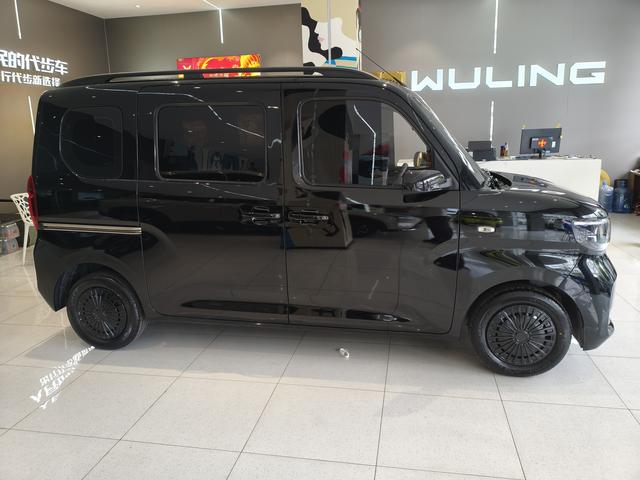 Wuling Zhiguang New Energy 2025 صورة سيارة #5