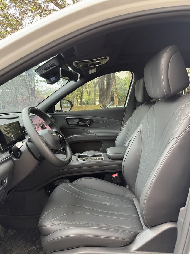 Chery Tiggo 8 2025 image de voiture #5