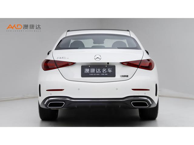 Mercedes-Benz C Class 2024 صورة سيارة #5