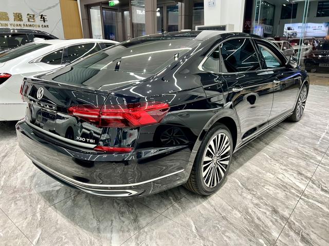 Volkswagen Passat 2019 صورة سيارة #5