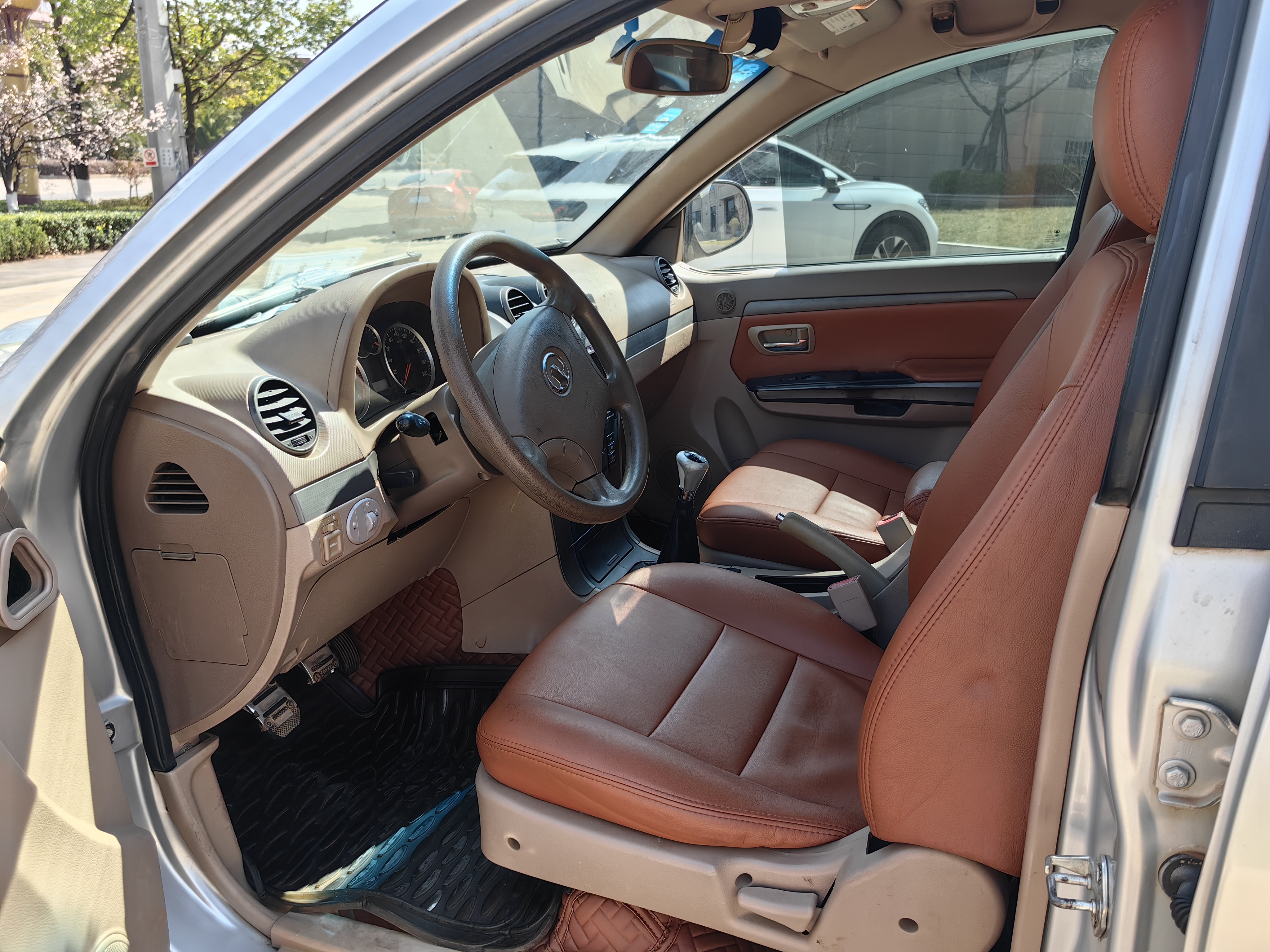 Haval H3 2011 #5 Haval H3 2011 car image #5