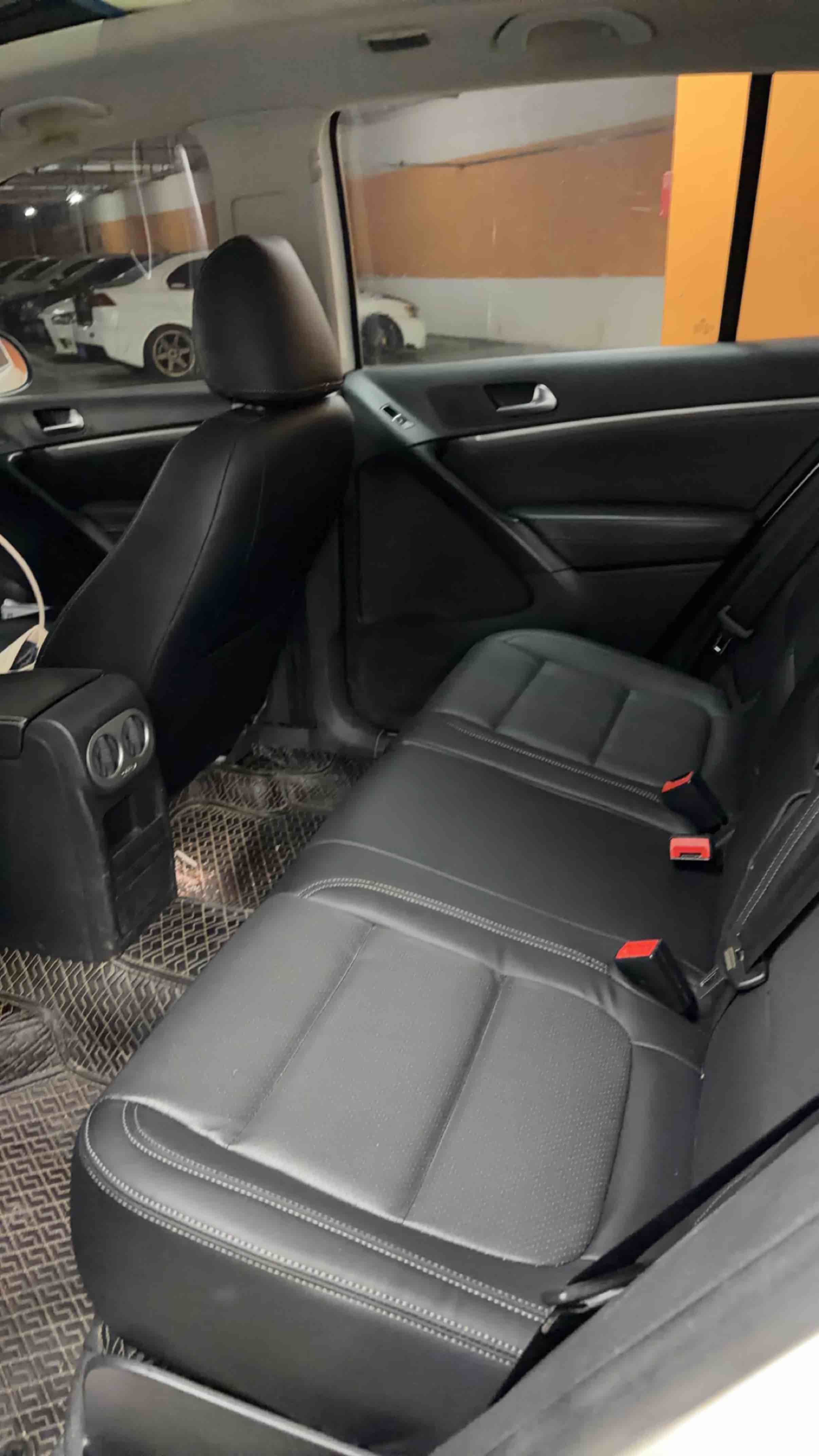 Volkswagen Tiguan 2016 car image #5