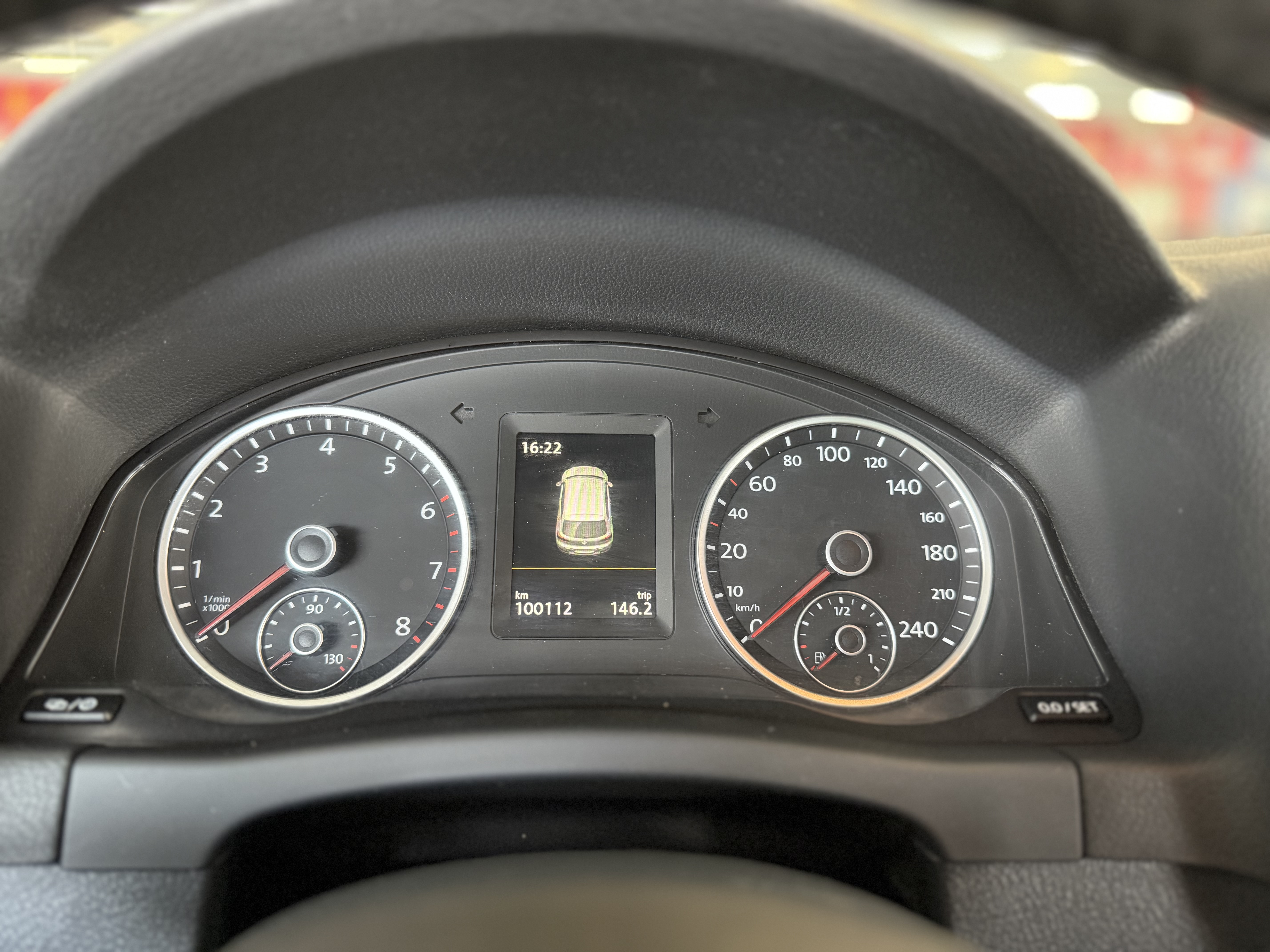 Volkswagen Tiguan 2016 car image #5