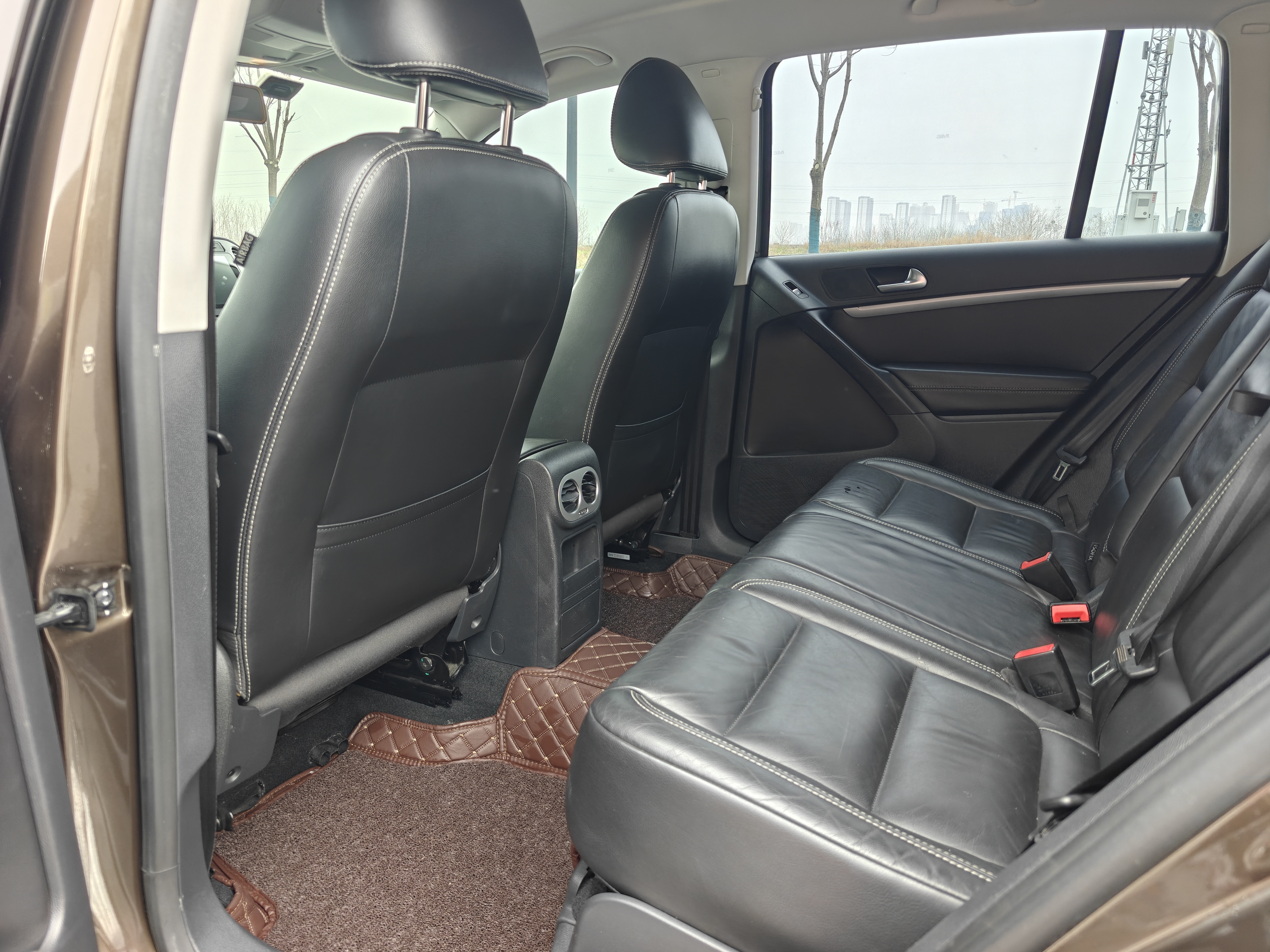 Volkswagen Tiguan 2016 immagine di auto #5