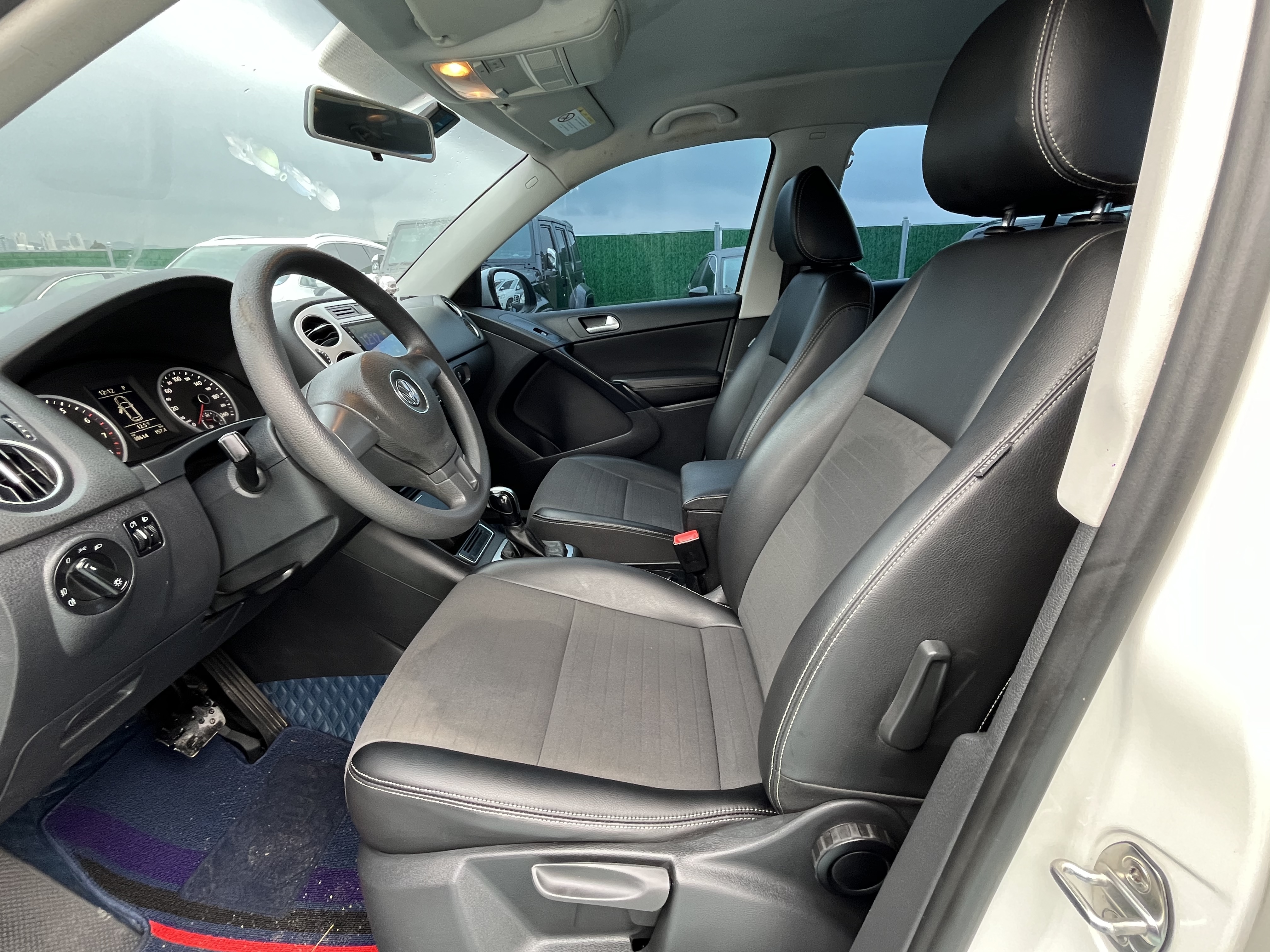 Volkswagen Tiguan 2016 car image #5