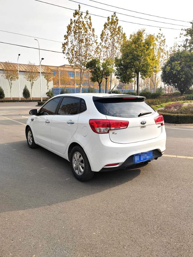 Kia K2 2016 car image #5