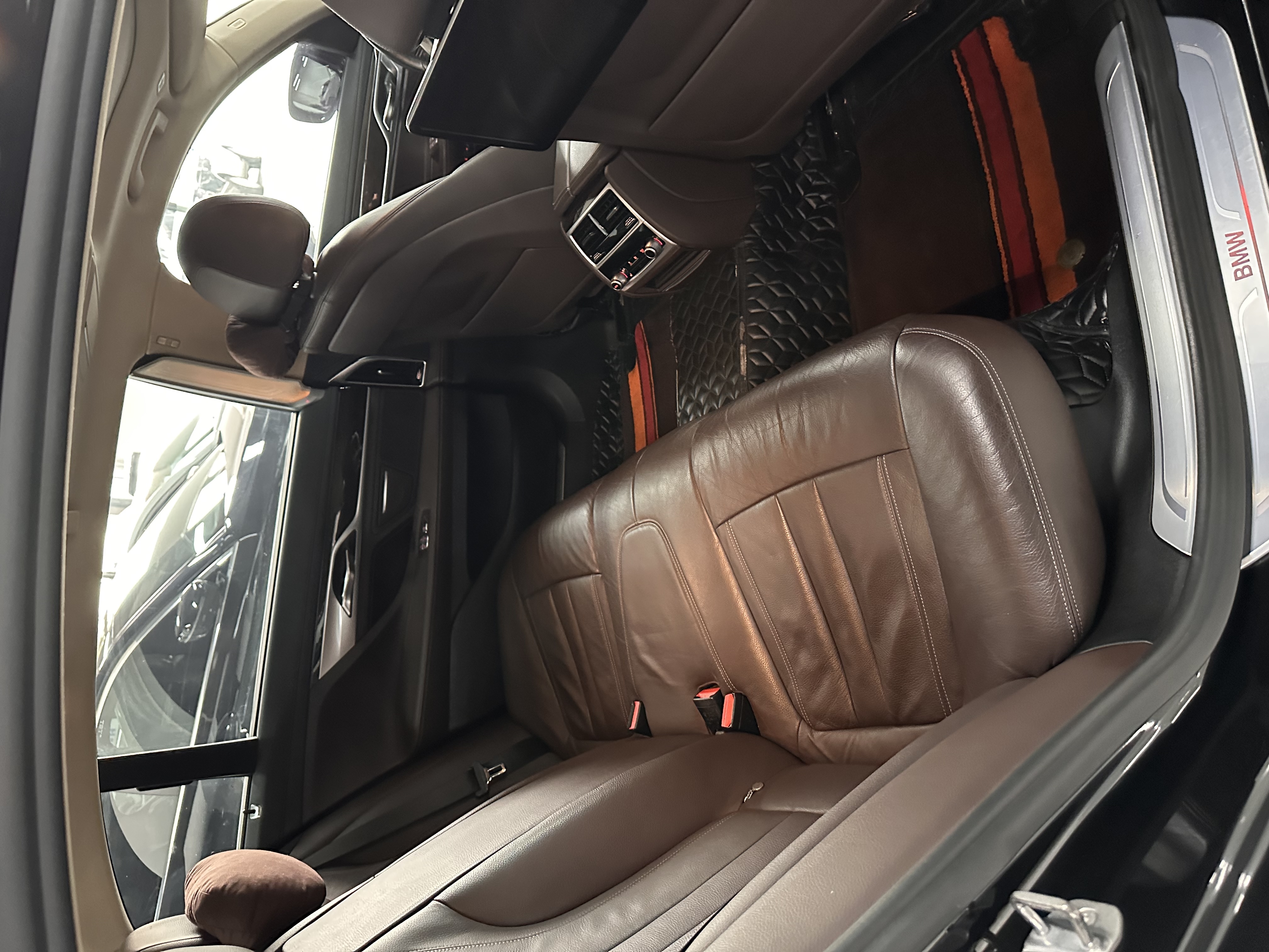 BMW 7 Series 2017 #5 BMW 7 Series 2017 car image #5