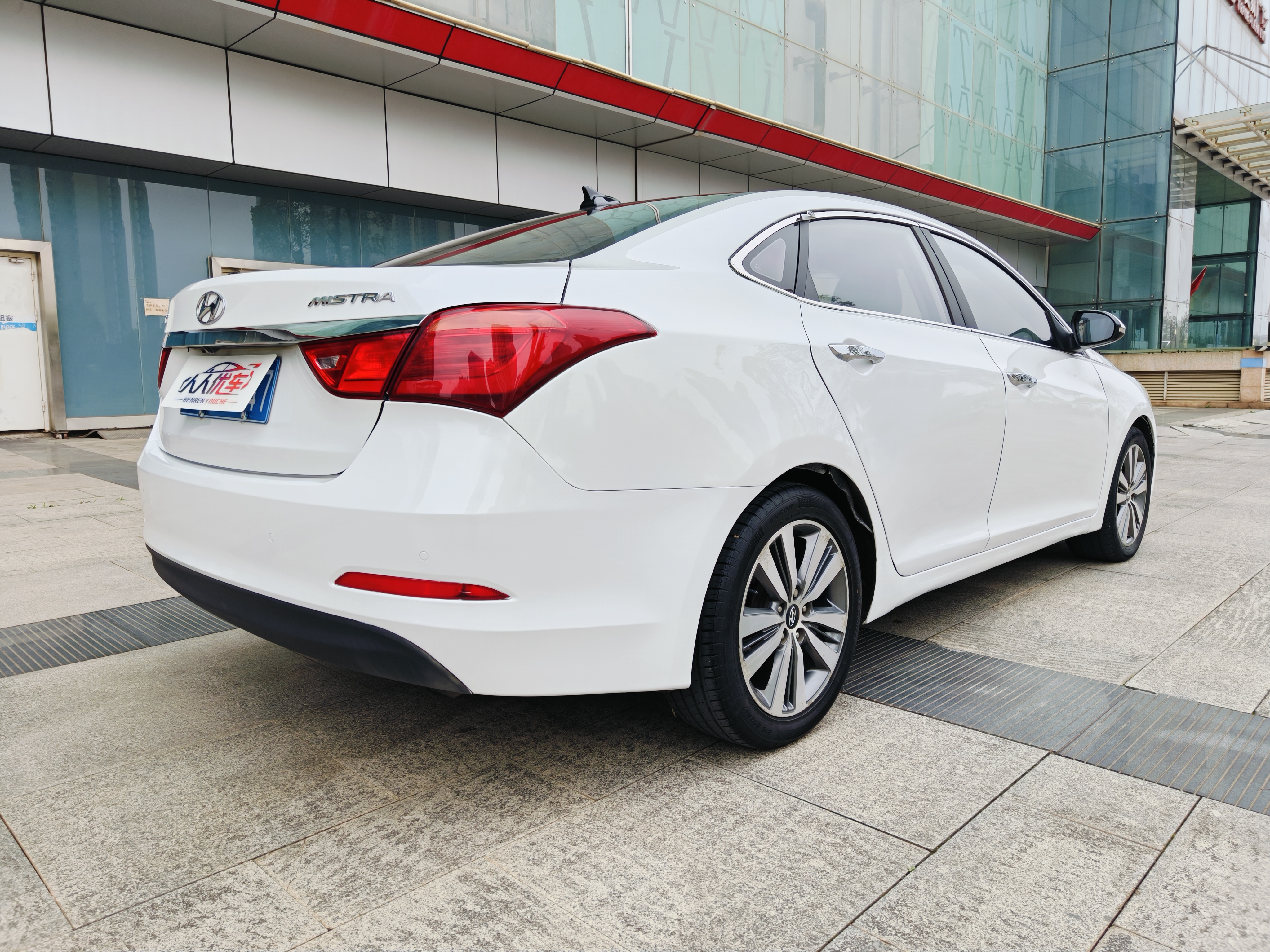 Hyundai Mistra 2016 car image #5