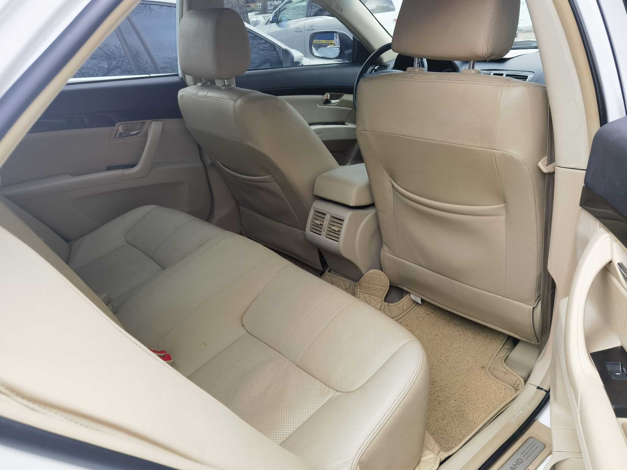 GEELY EC8 2011 car image #5