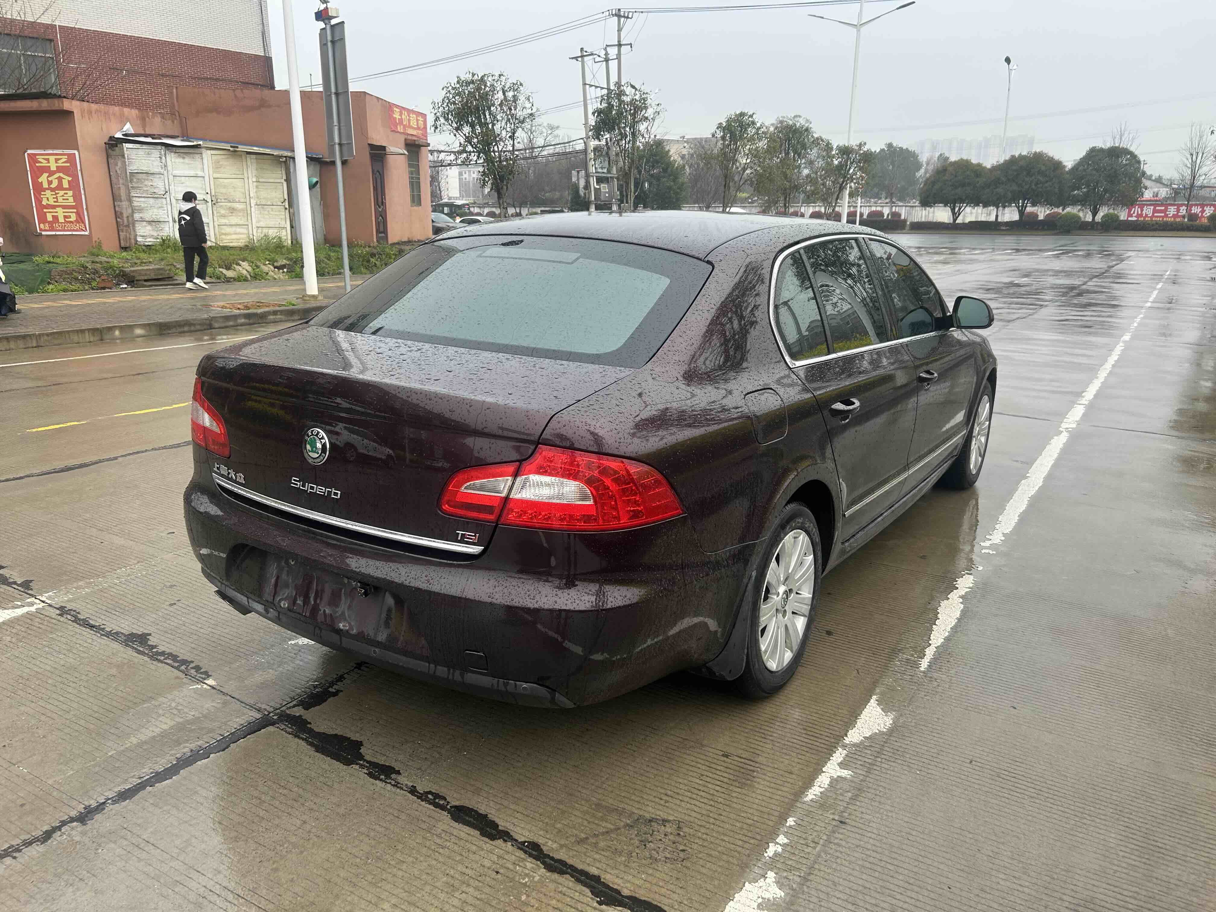 Skoda Superb 2013 car image #5