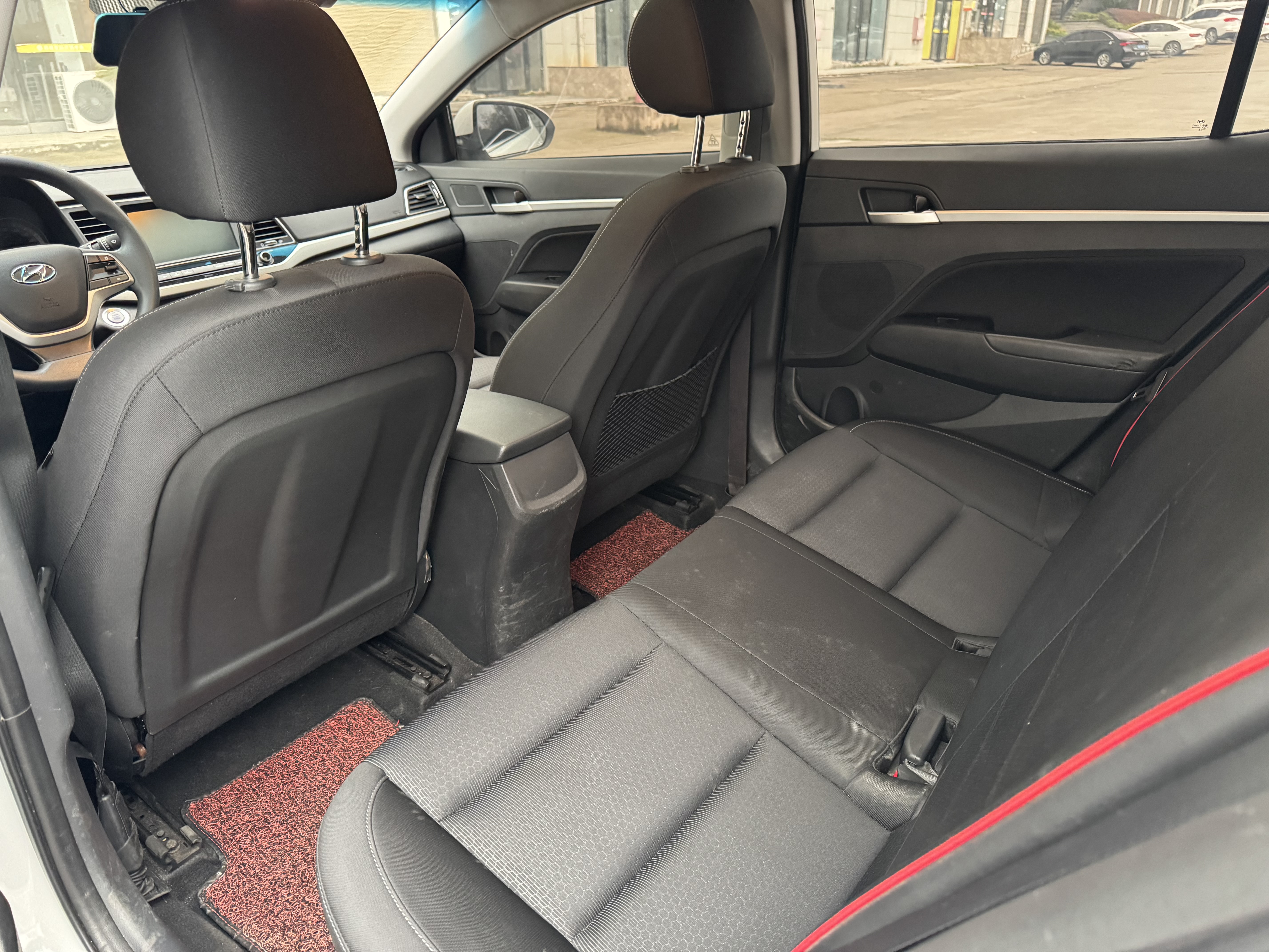 Hyundai Elantra AD 2019 car image #5