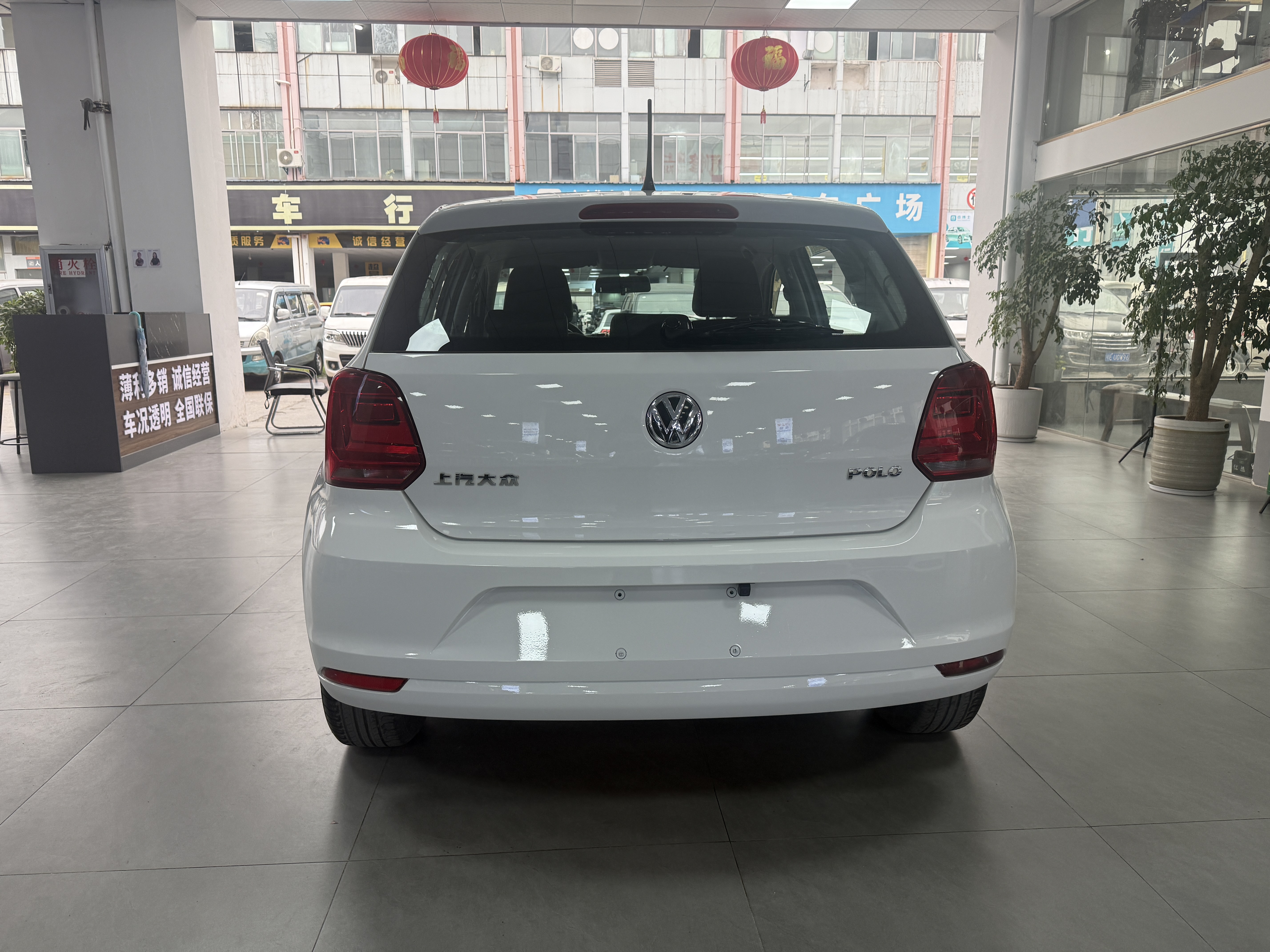 Polo 2018 car image #5