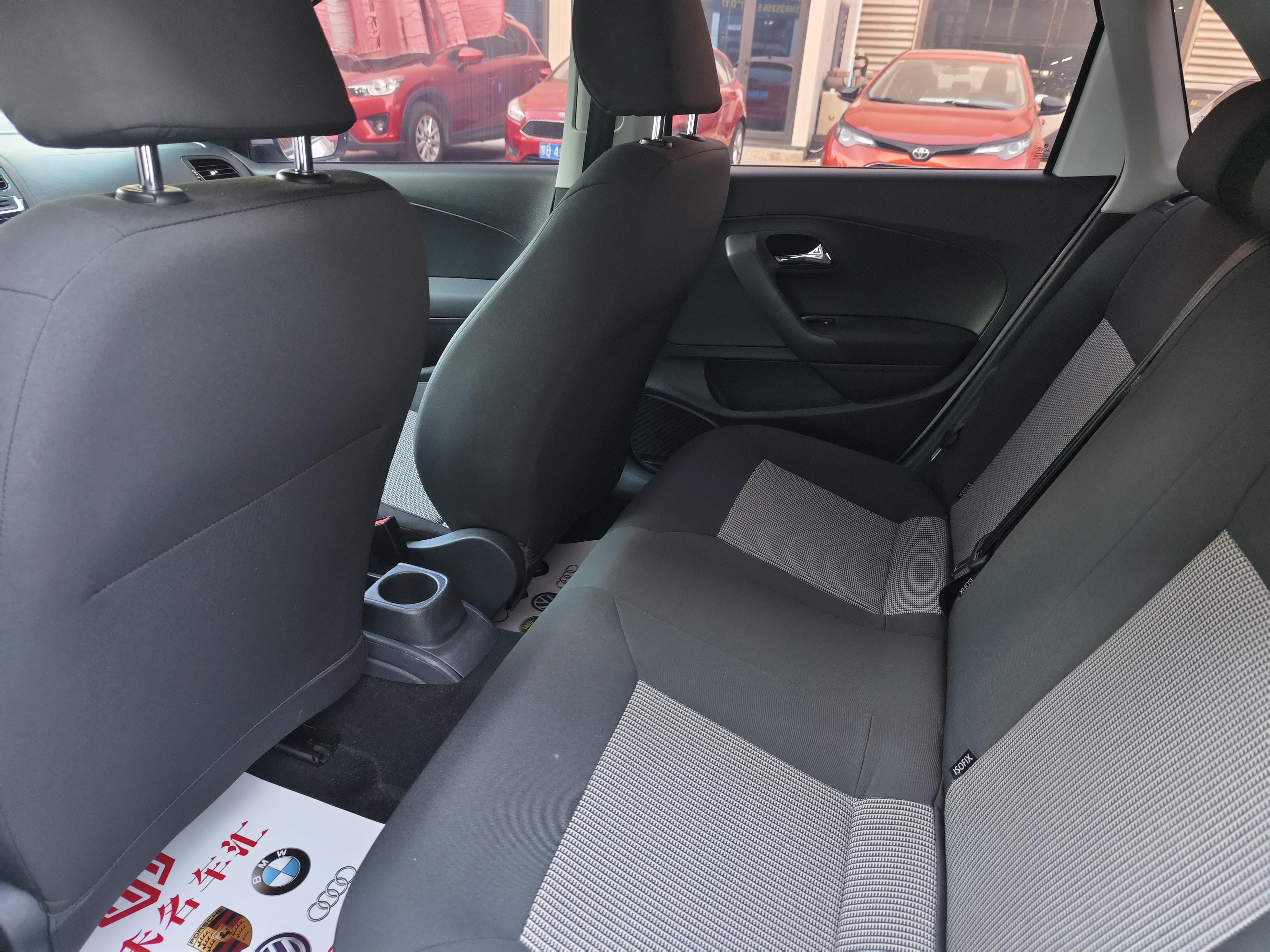 Volkswagen Polo 2017 car image #5