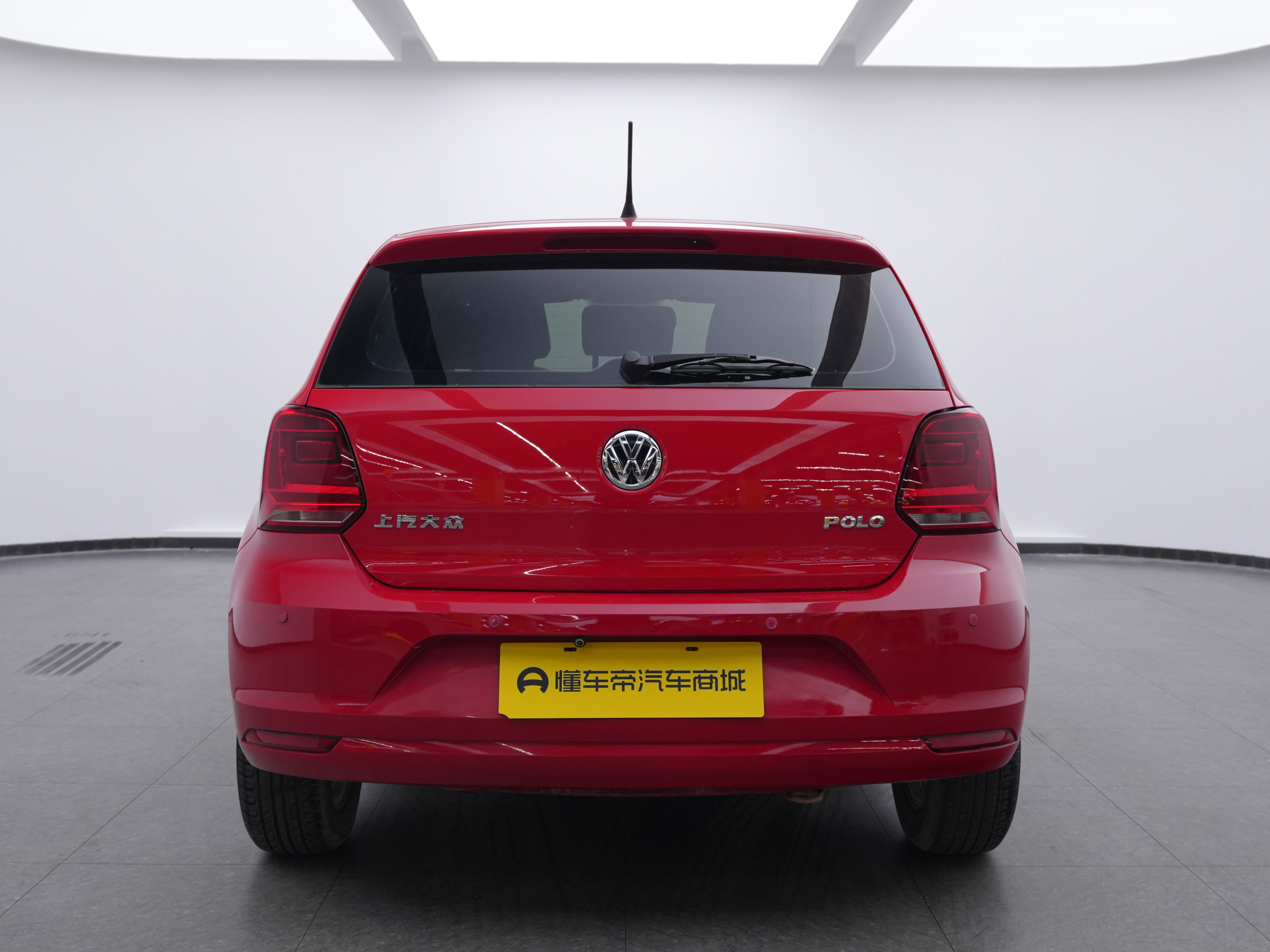 Polo 2017 car image #5