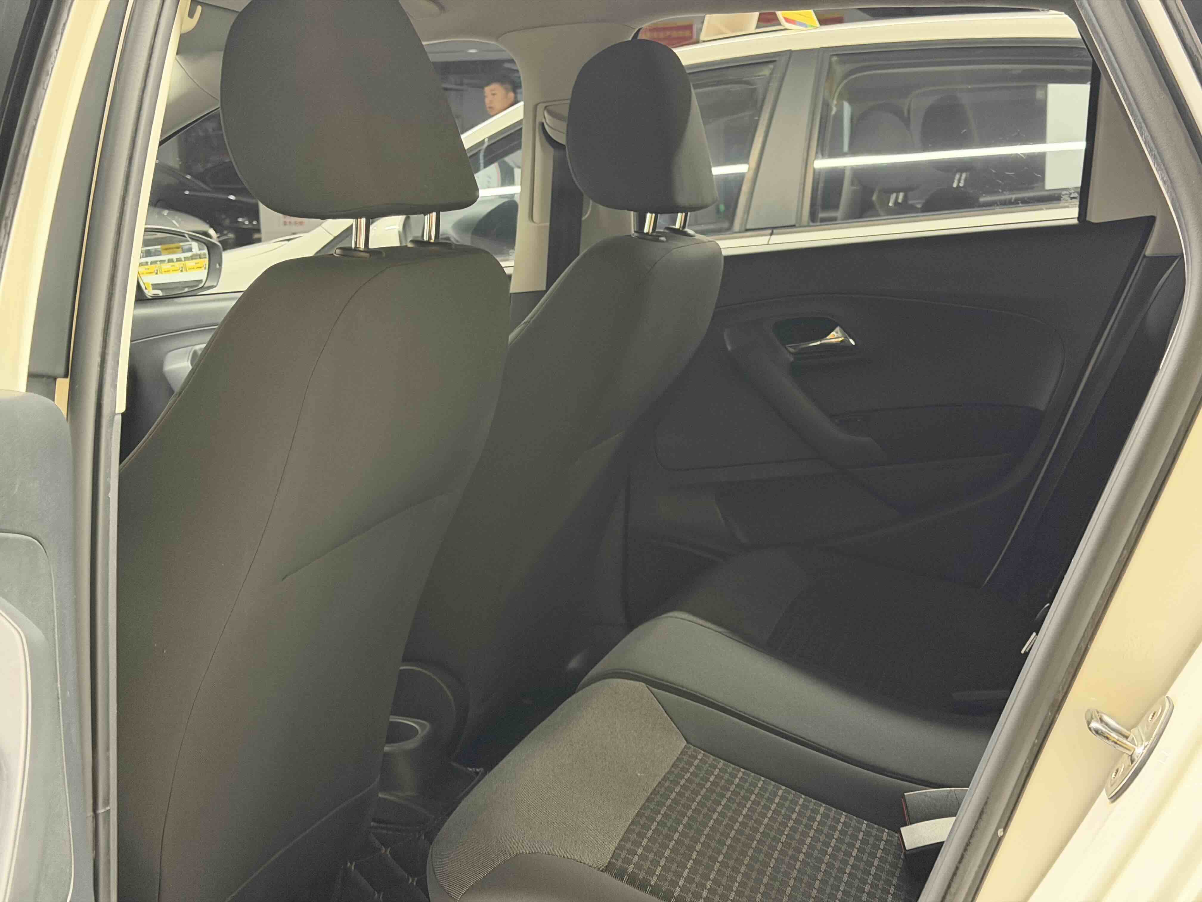 Volkswagen Polo 2017 #5 Volkswagen Polo 2017 car image #5