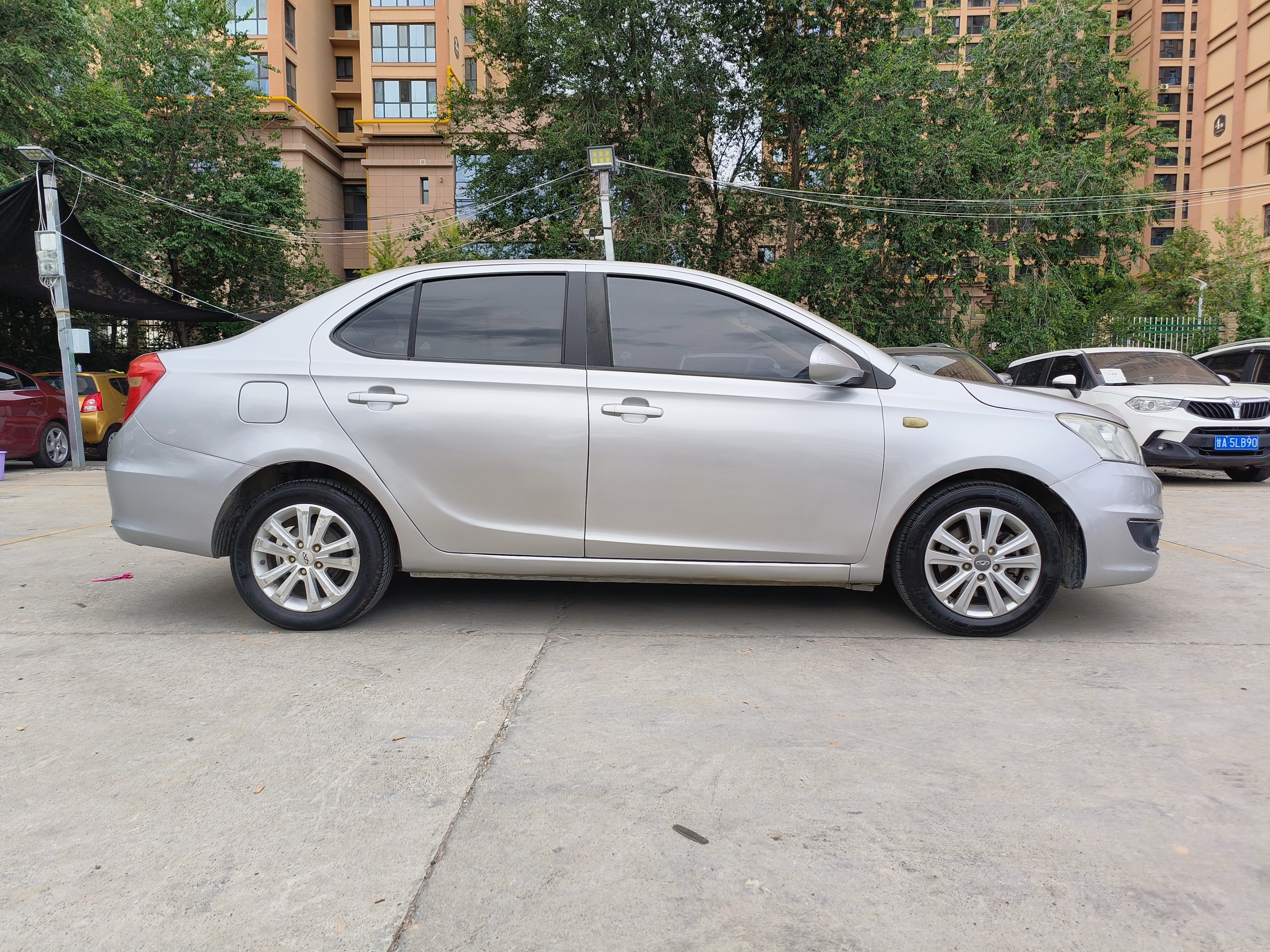 Chery E5 2015 изображение автомобиля #5