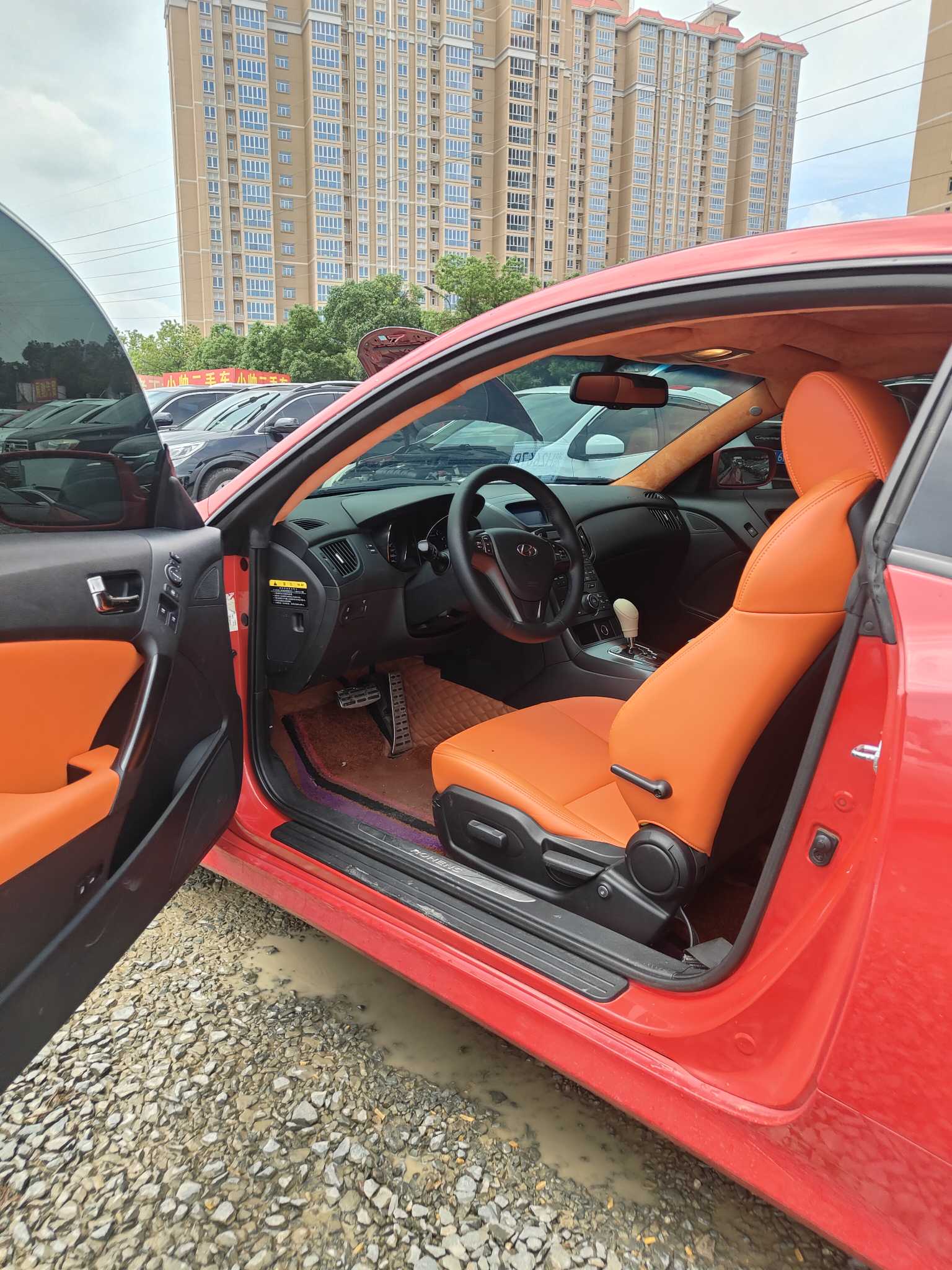 Hyundai Rohens-Coupe 2011 car image #5