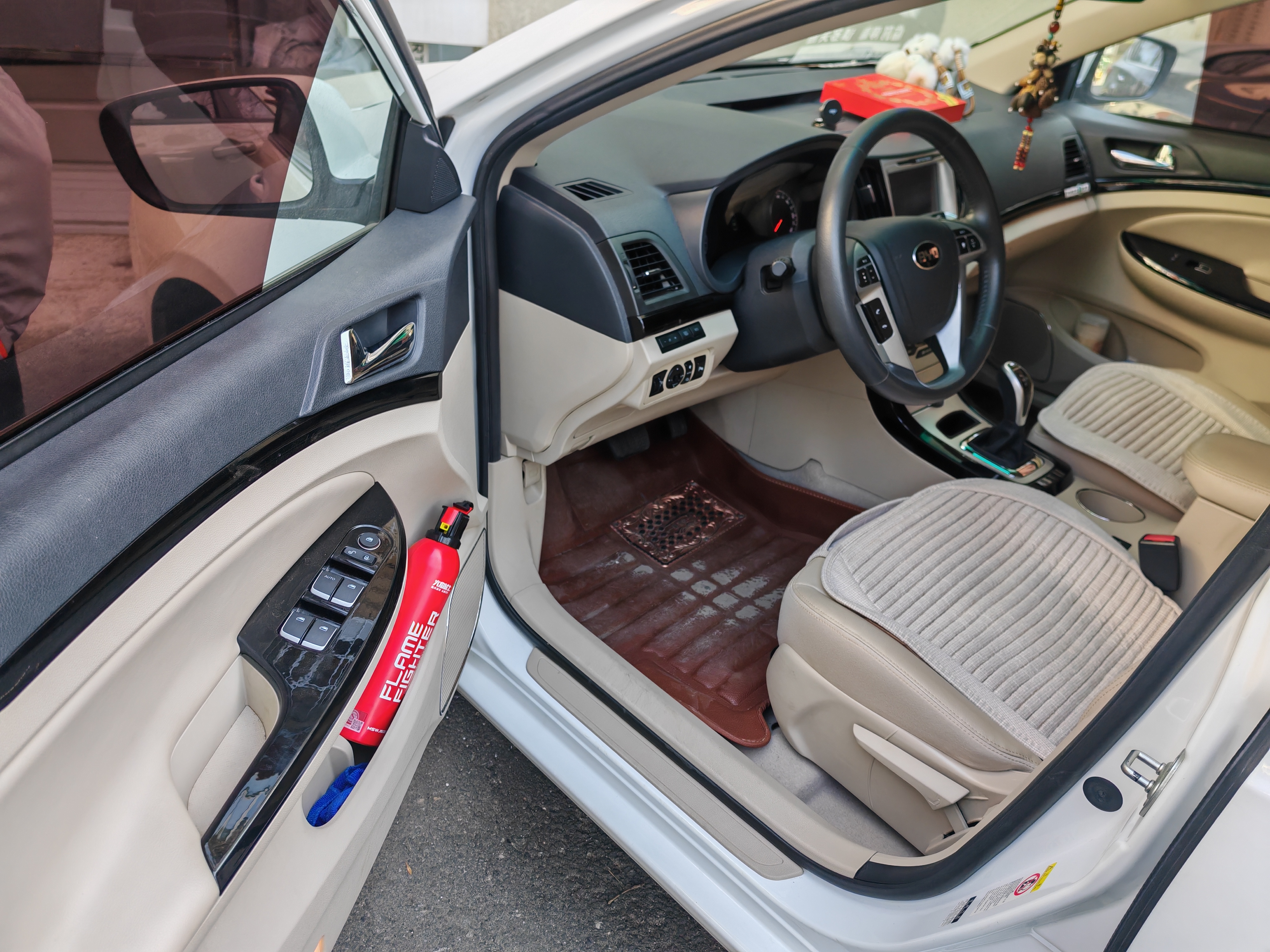 BYD e5 2017 #5 BYD e5 2017 car image #5