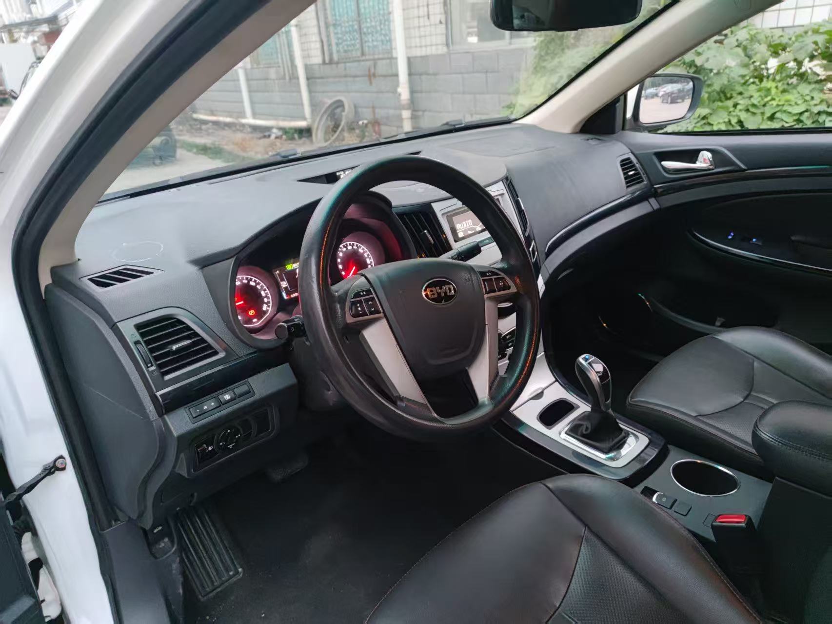 BYD e5 2019 #5 BYD e5 2019 car image #5