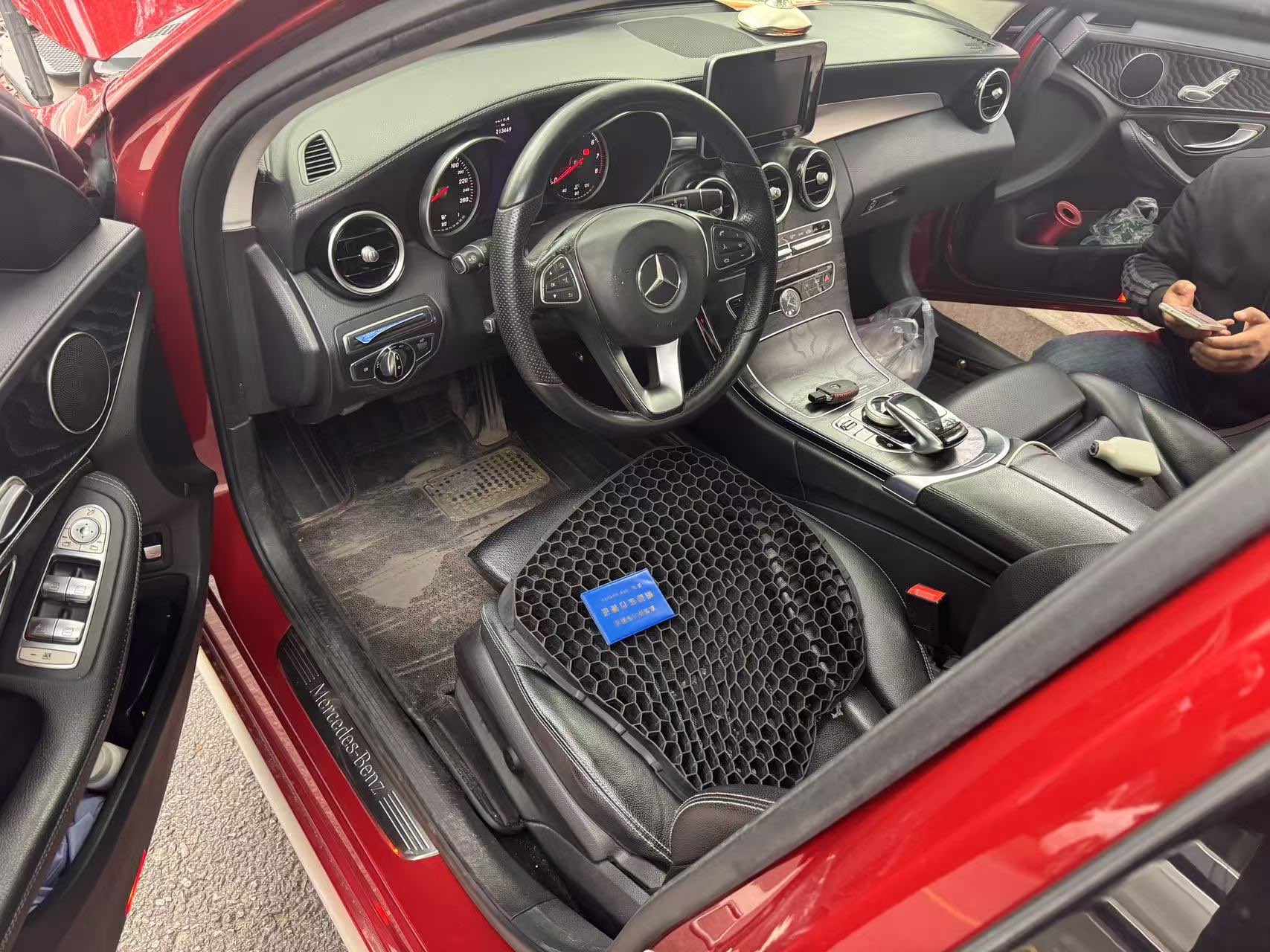 Mercedes-Benz C Class 2016 car image #5