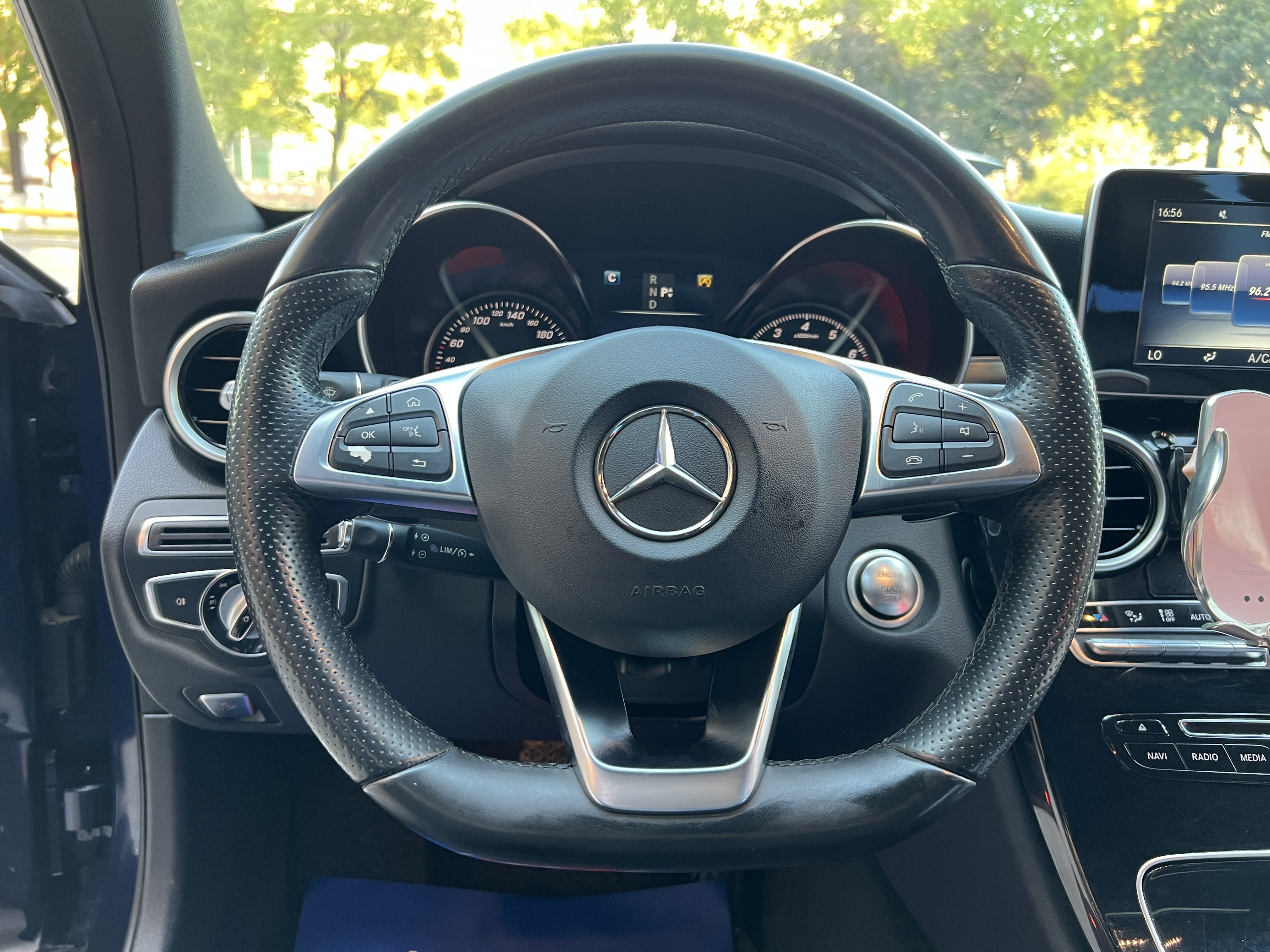 Mercedes-Benz C Class 2016 immagine di auto #5