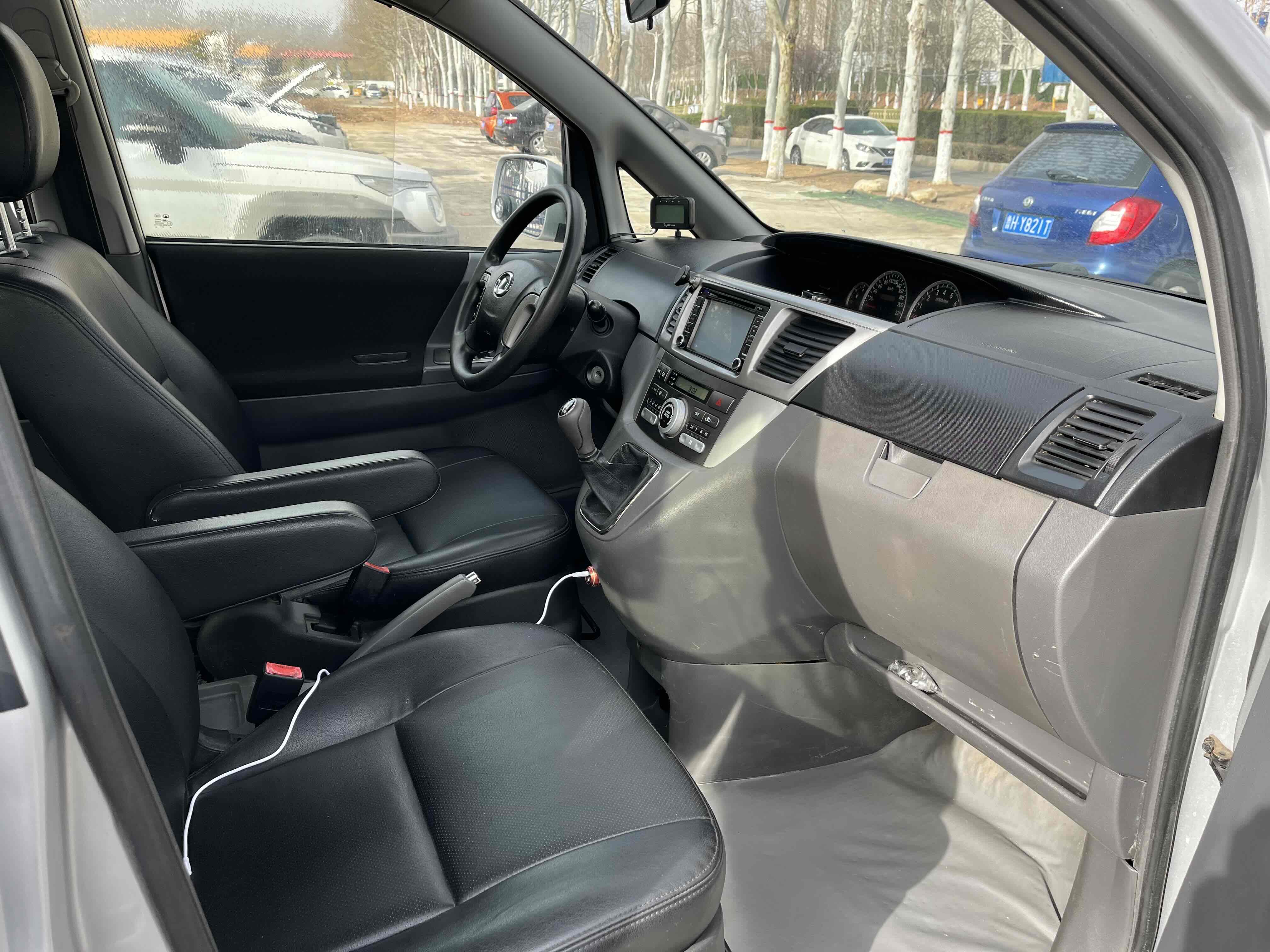 Great Wall V80 2012 car image #5