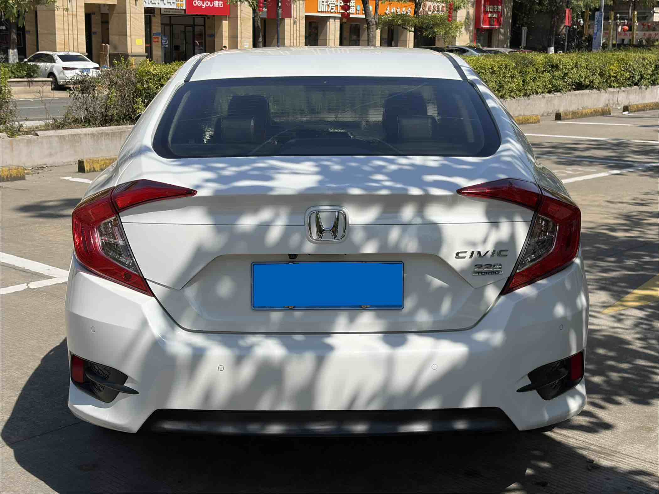 Honda Civic 2019 car image #5