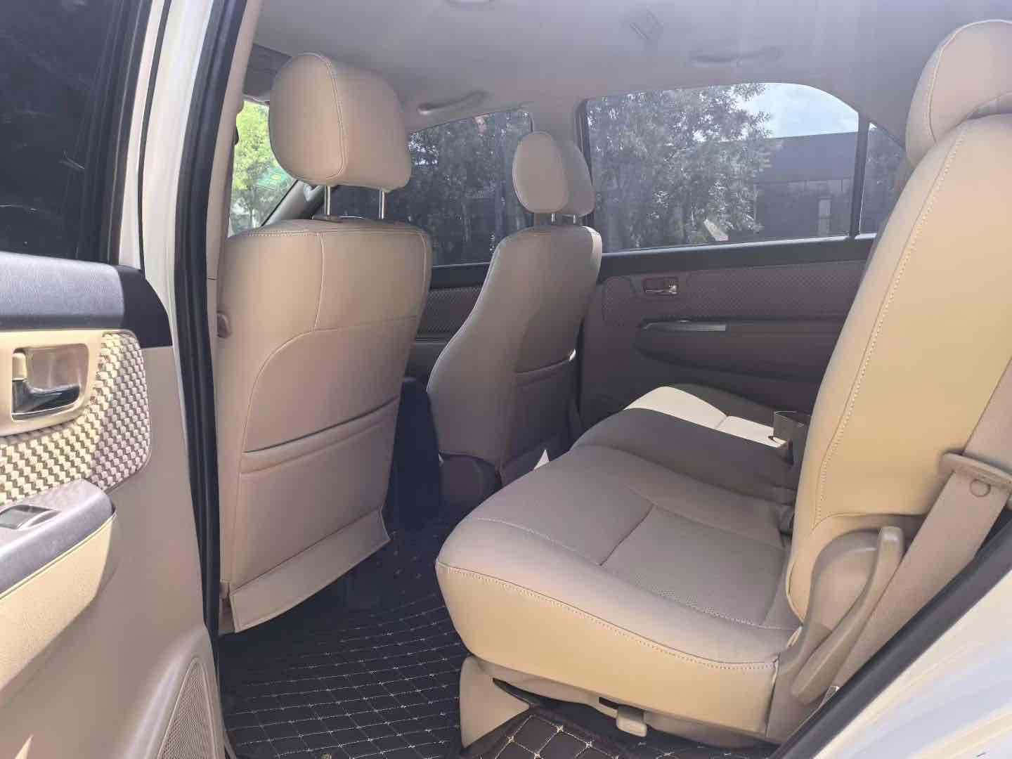 Toyota Fortuner 2016 immagine di auto #5