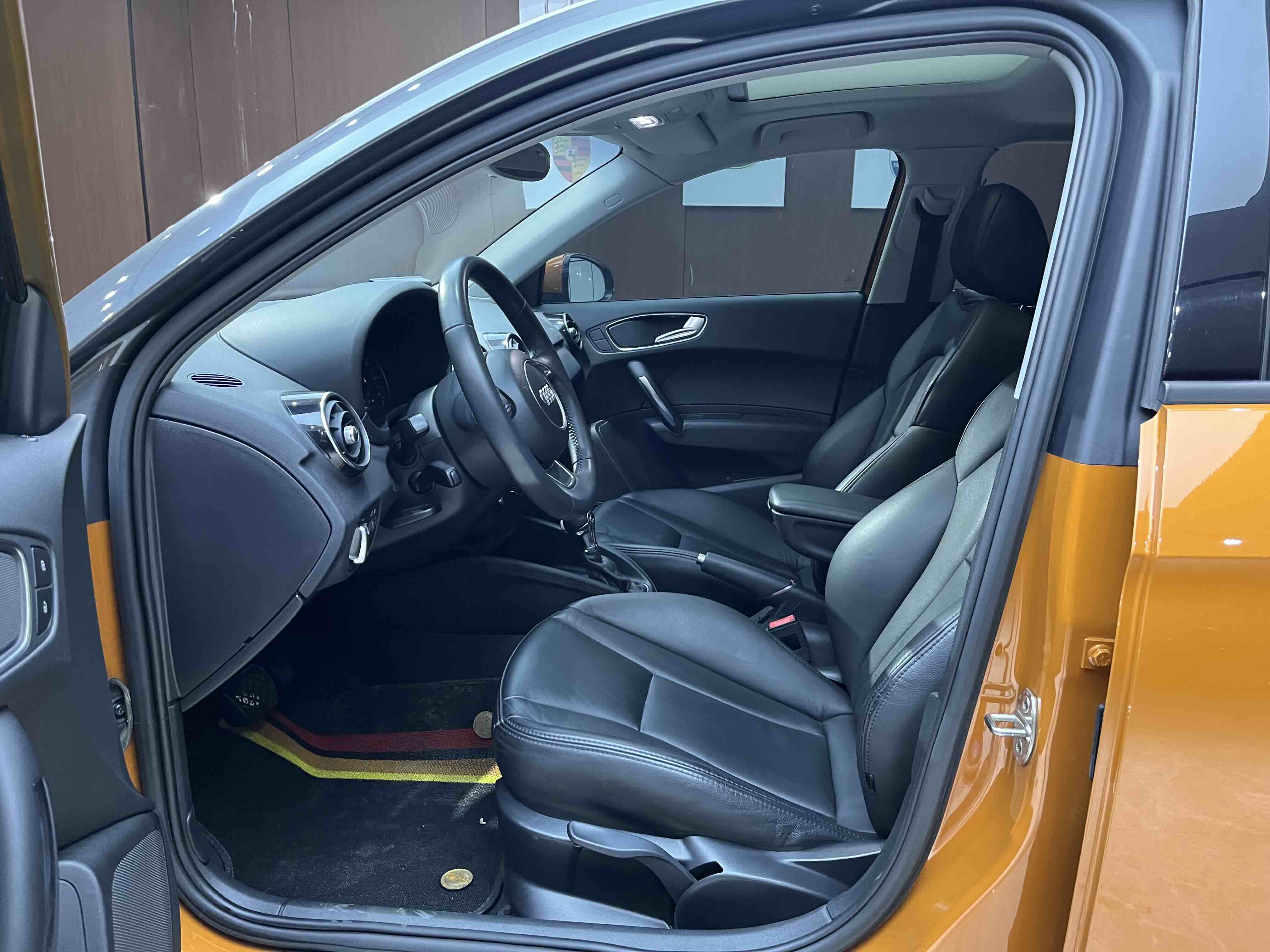 Audi A1 2013 car image #5