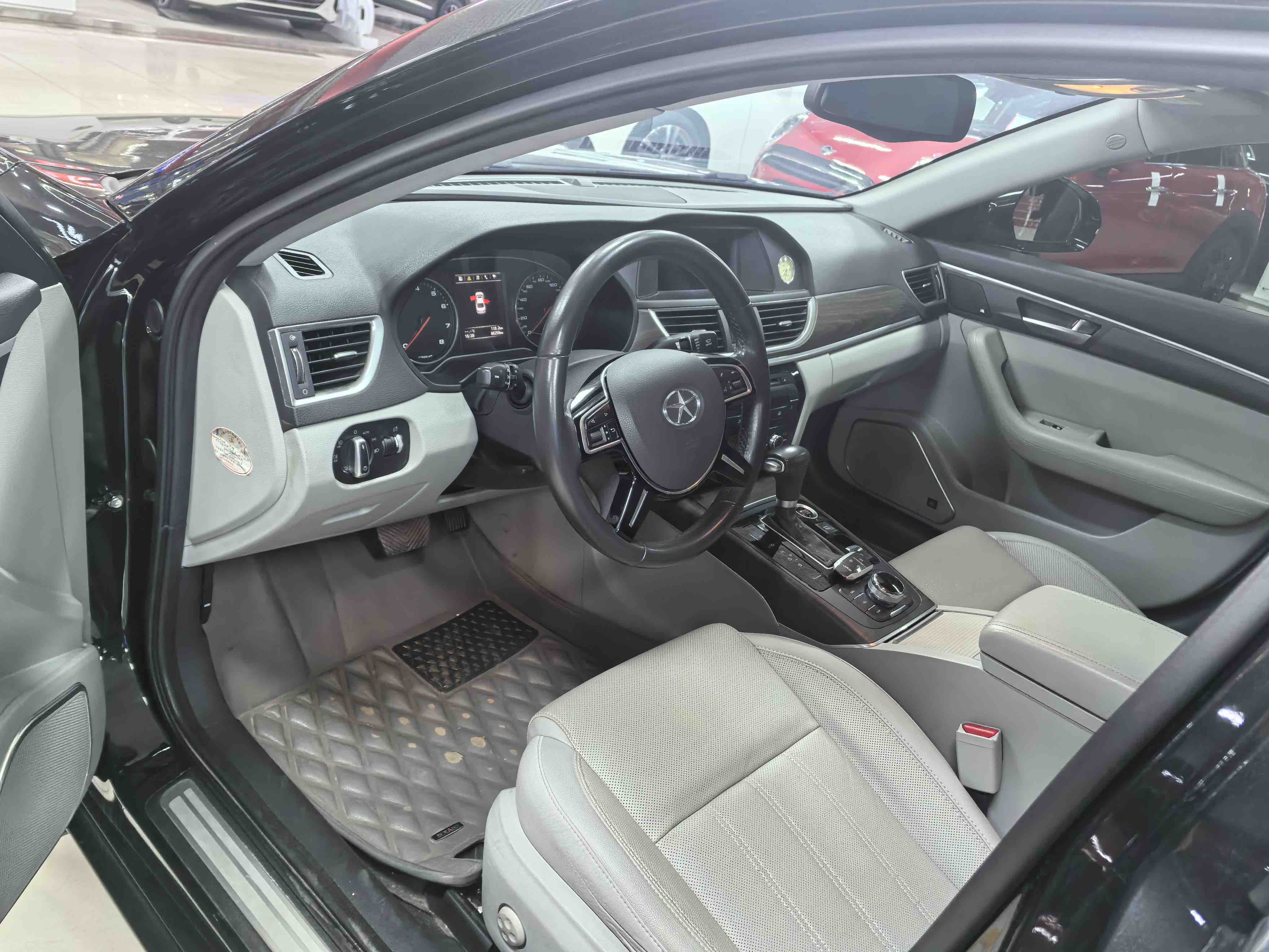 JAC 2016 #5 JAC 2016 car image #5