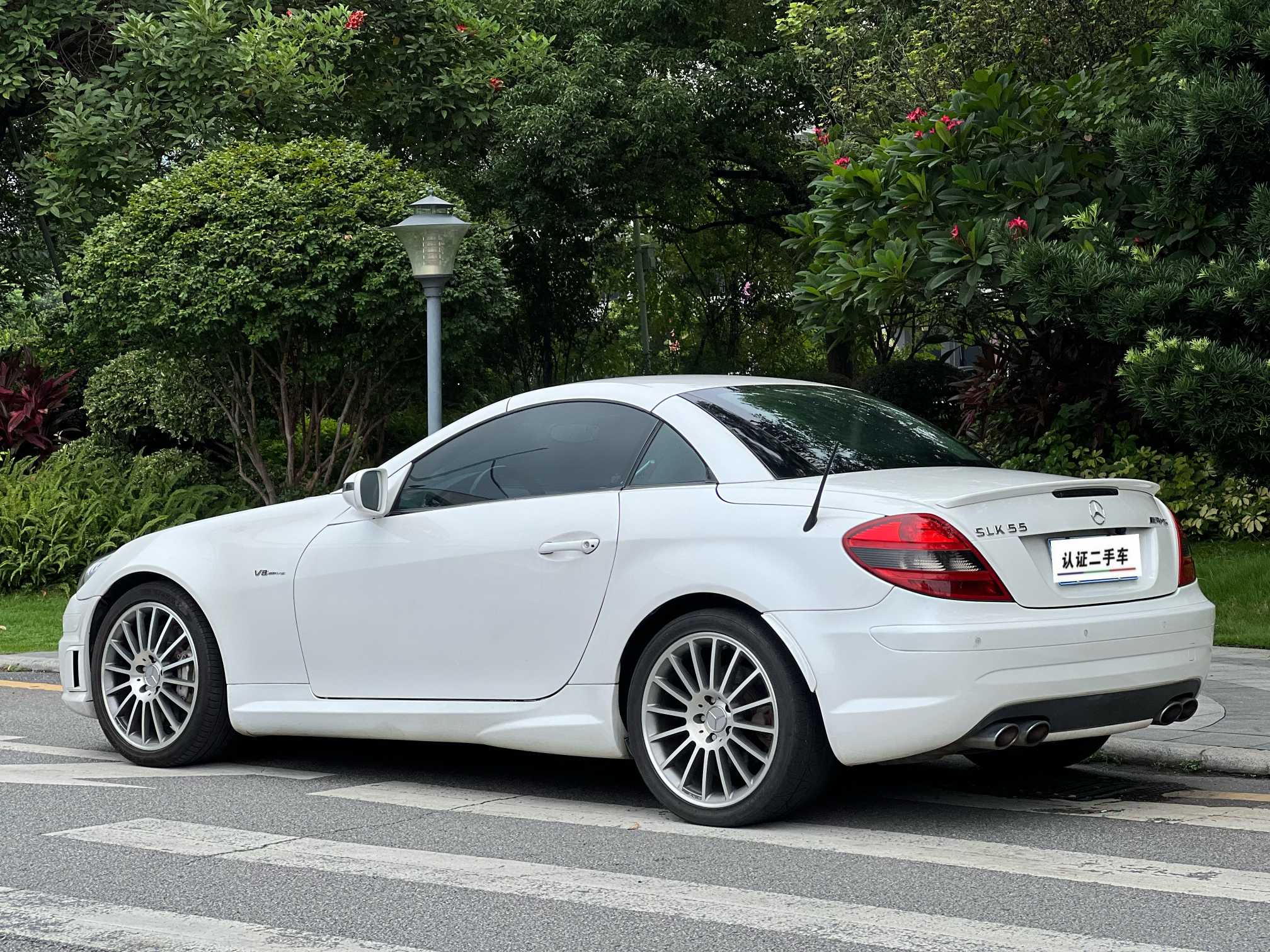 Mercedes-Benz SLK AMG 2010 car image #5