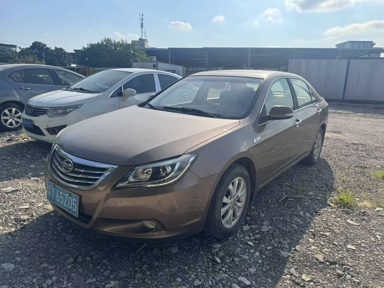 BYD G6 2015 immagine di auto #5