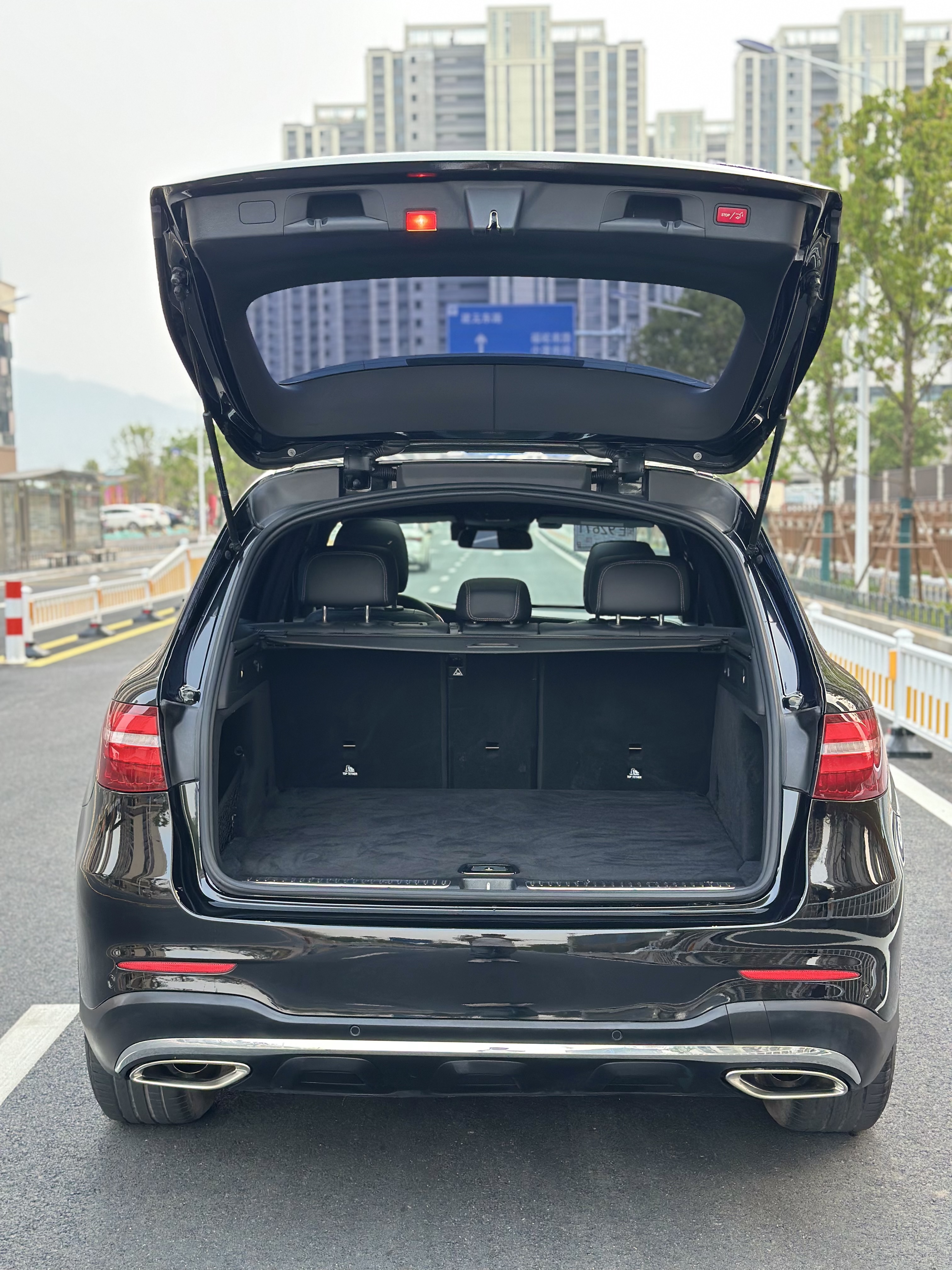 Mercedes-Benz GLC Class 2017 car image #5