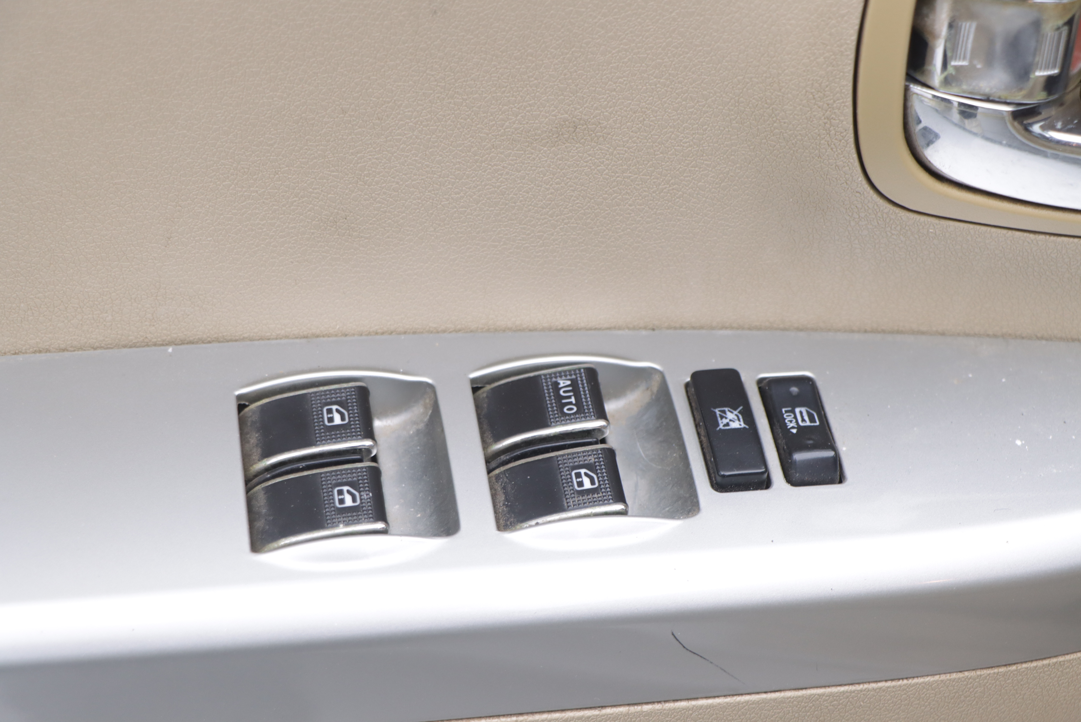 Great Wall C30 2013 car image #5