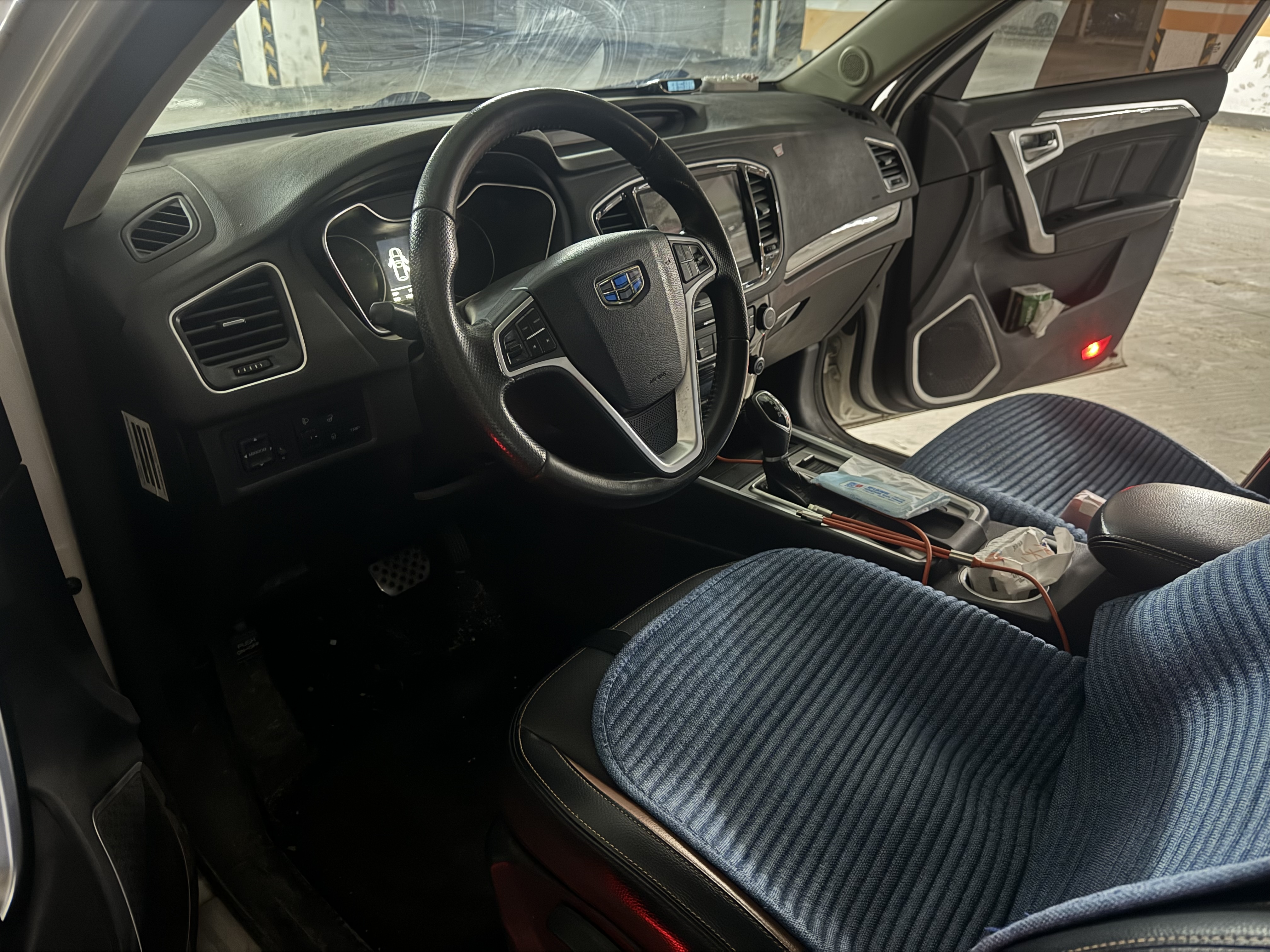 GEELY Vision X6 2017 imagem de carro #5