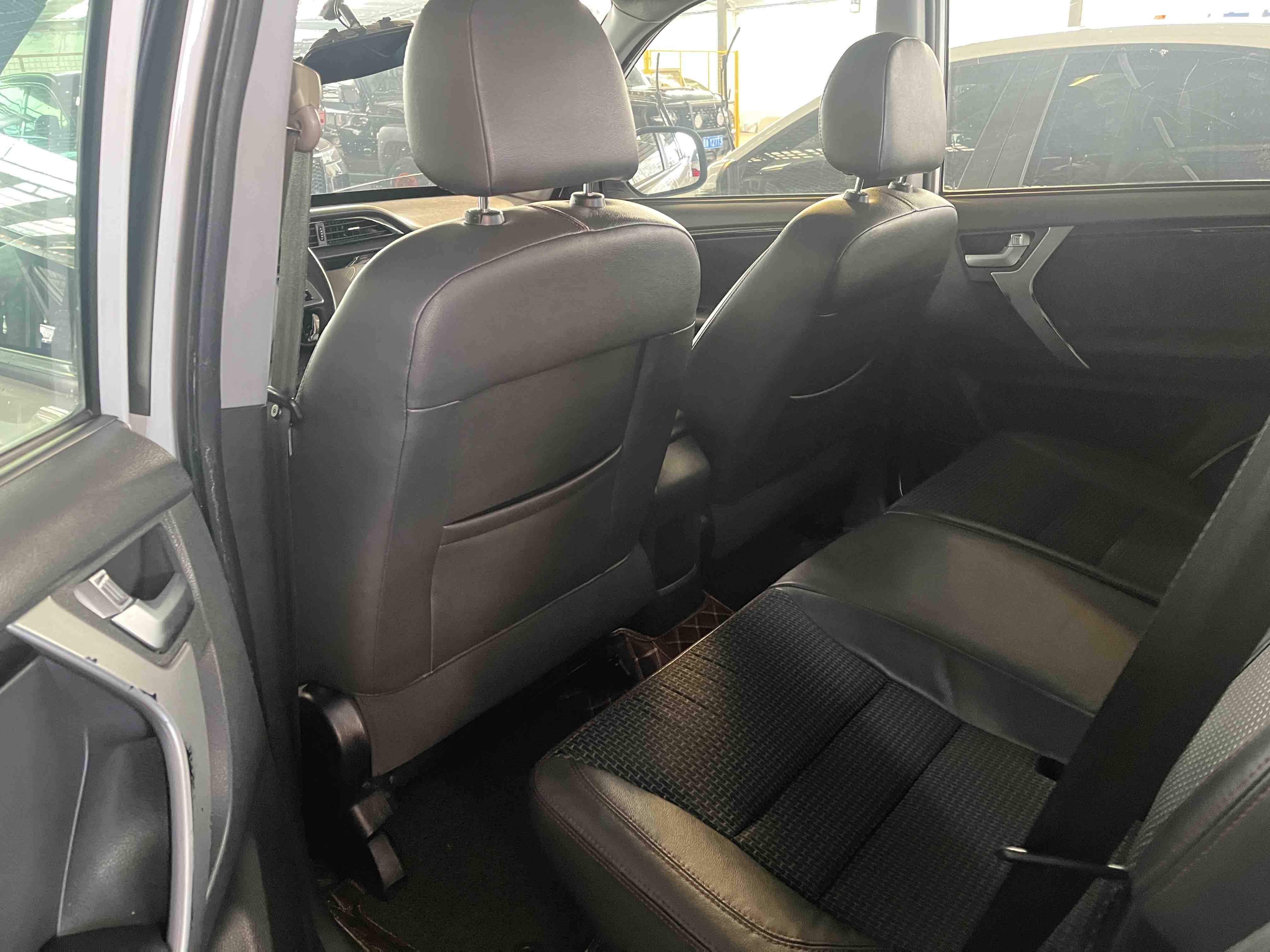 Chery Tiggo 3 2016 immagine di auto #5