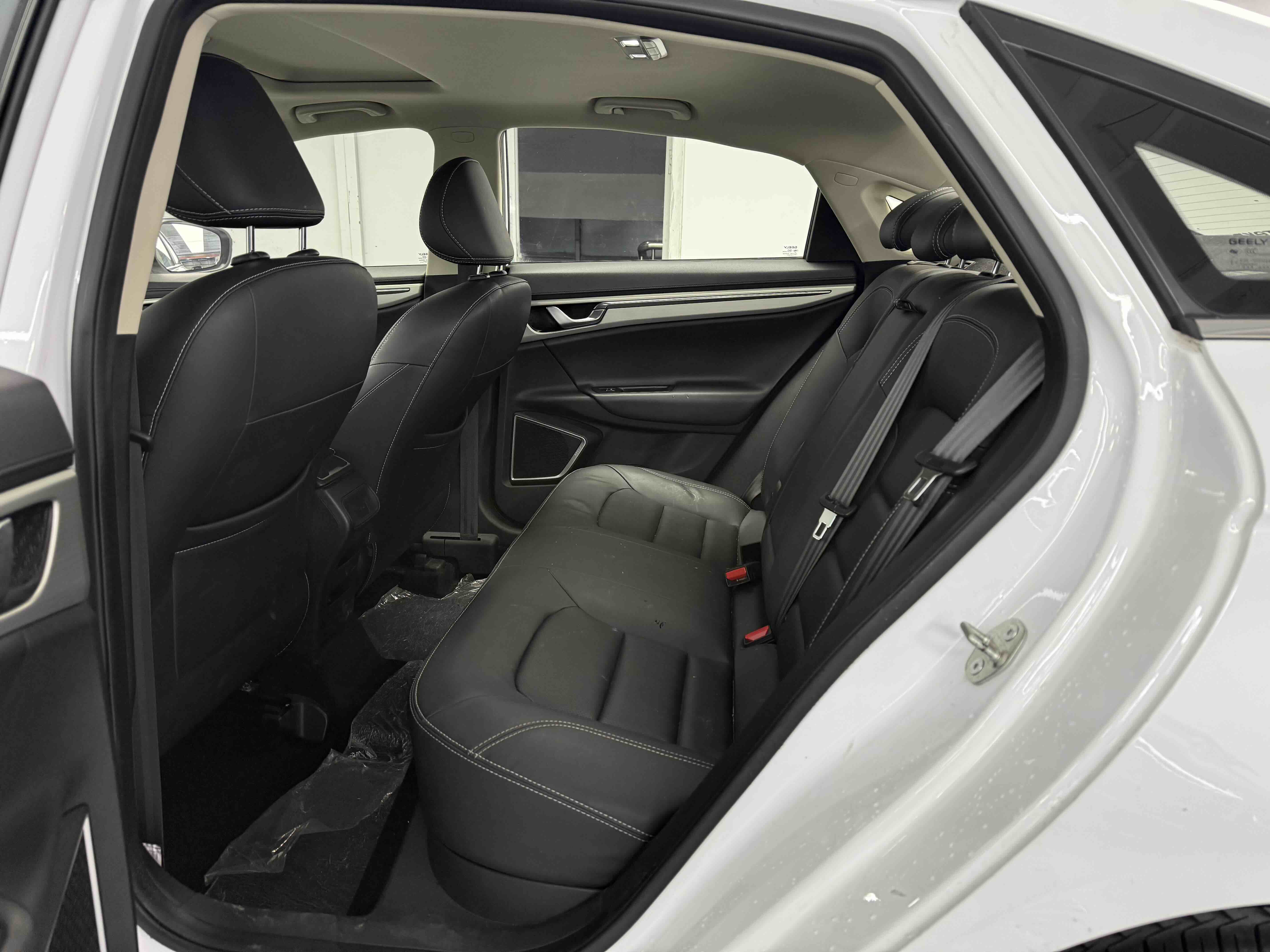 Emgrand GL 2018 car image #5