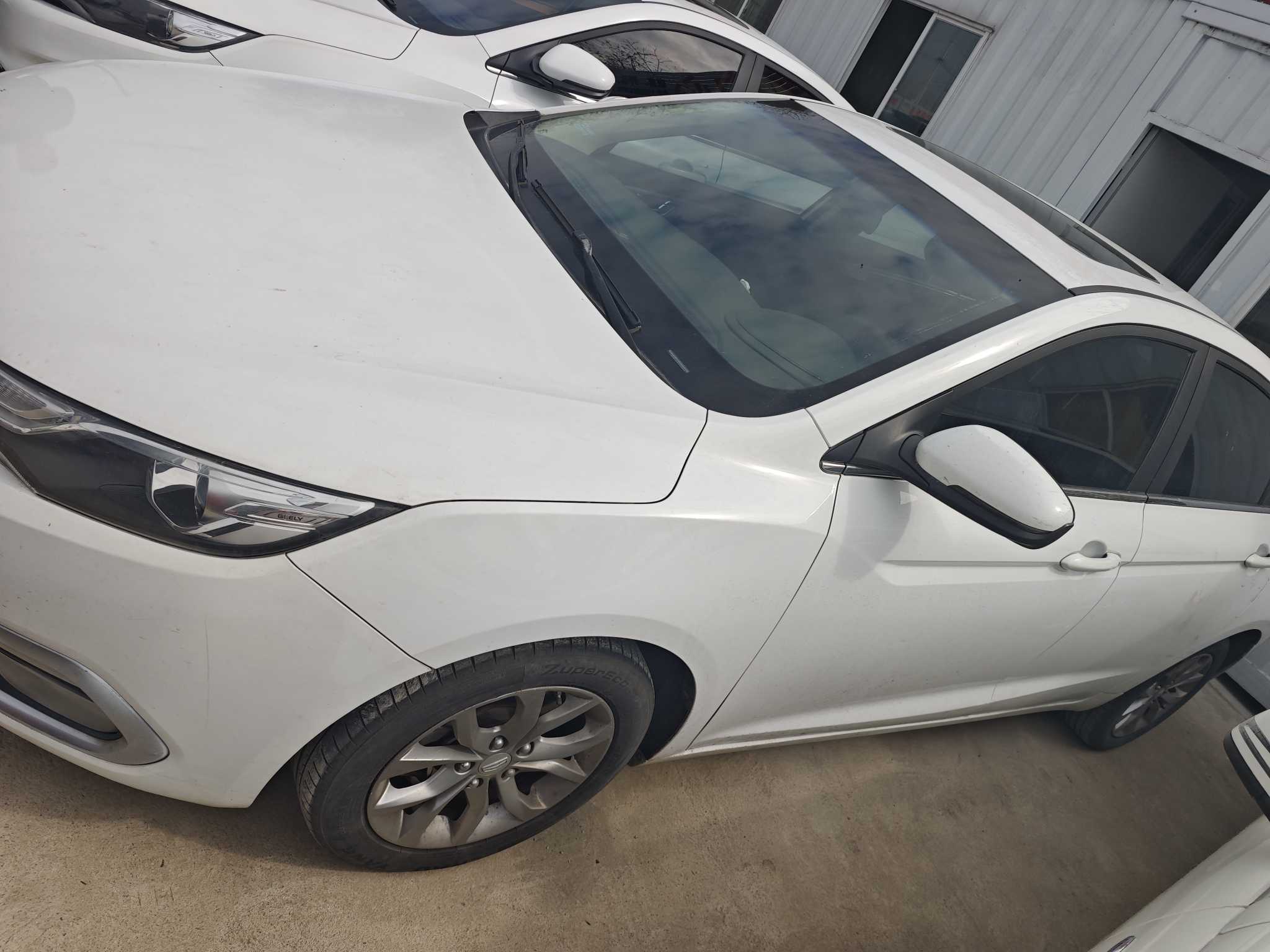Emgrand GL 2017 #5 Emgrand GL 2017 car image #5