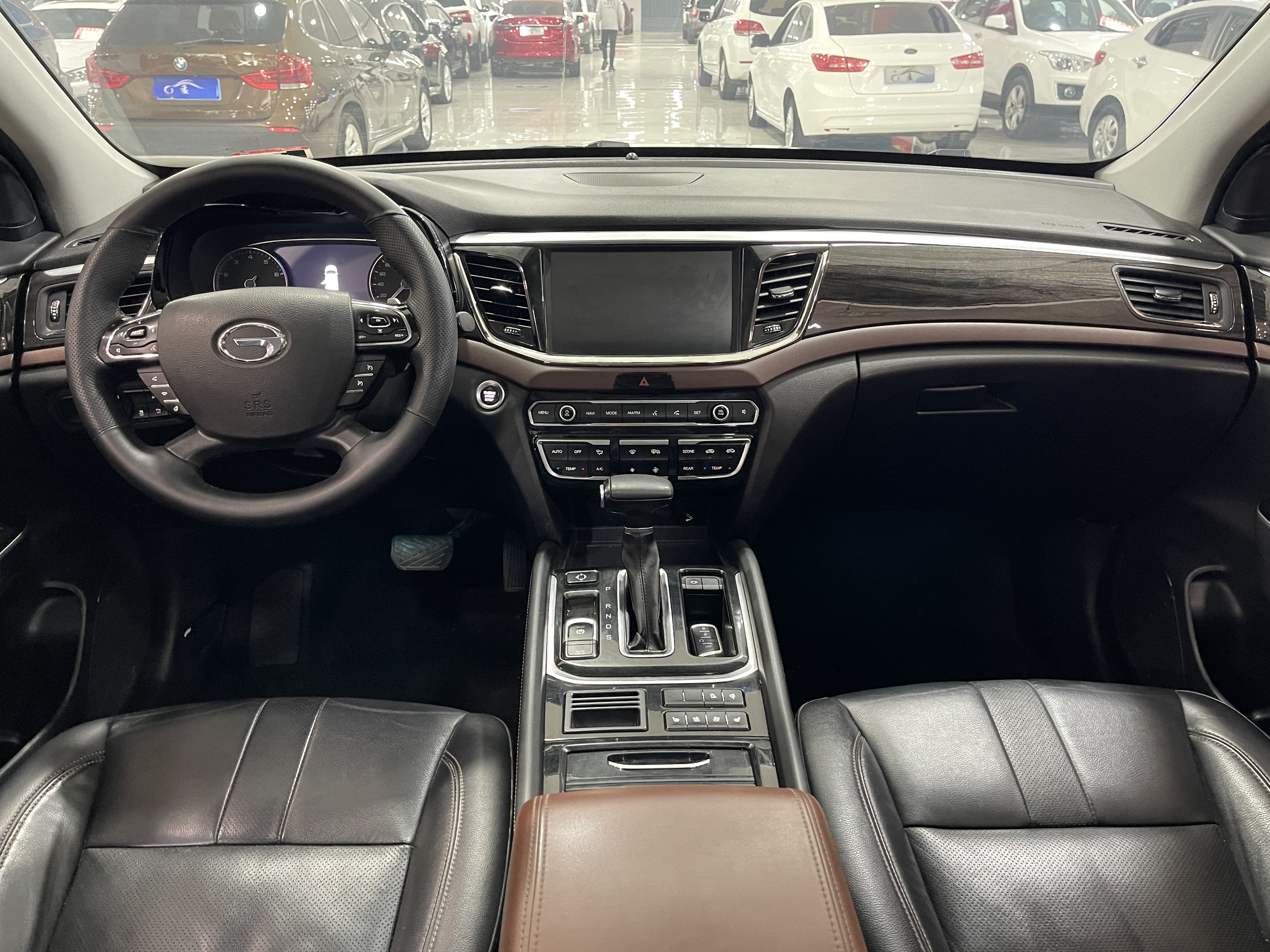 GAC Trumpchi GS8 2017 car image #5