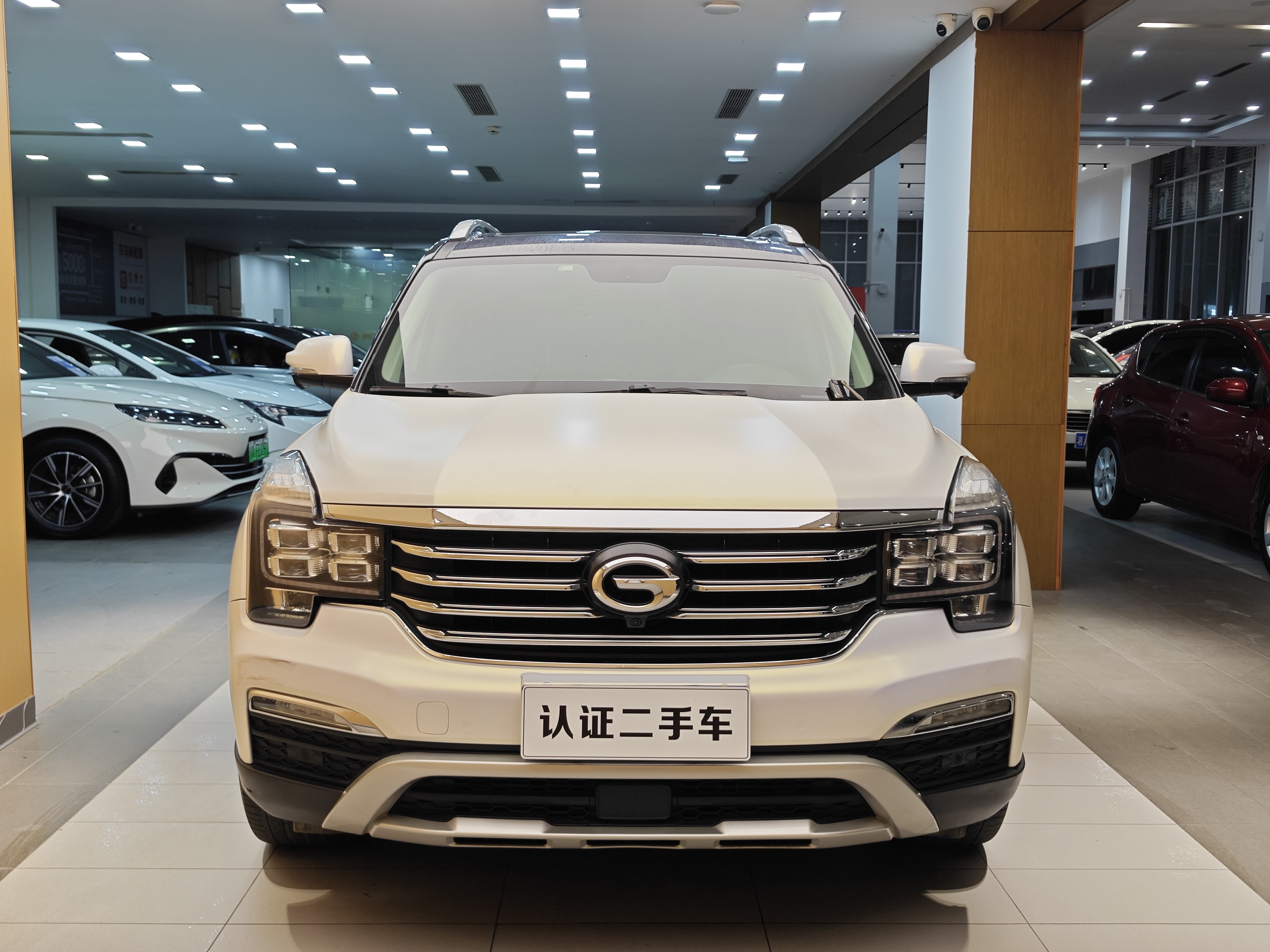 GAC Trumpchi GS8 2017 #5 GAC Trumpchi GS8 2017 car image #5