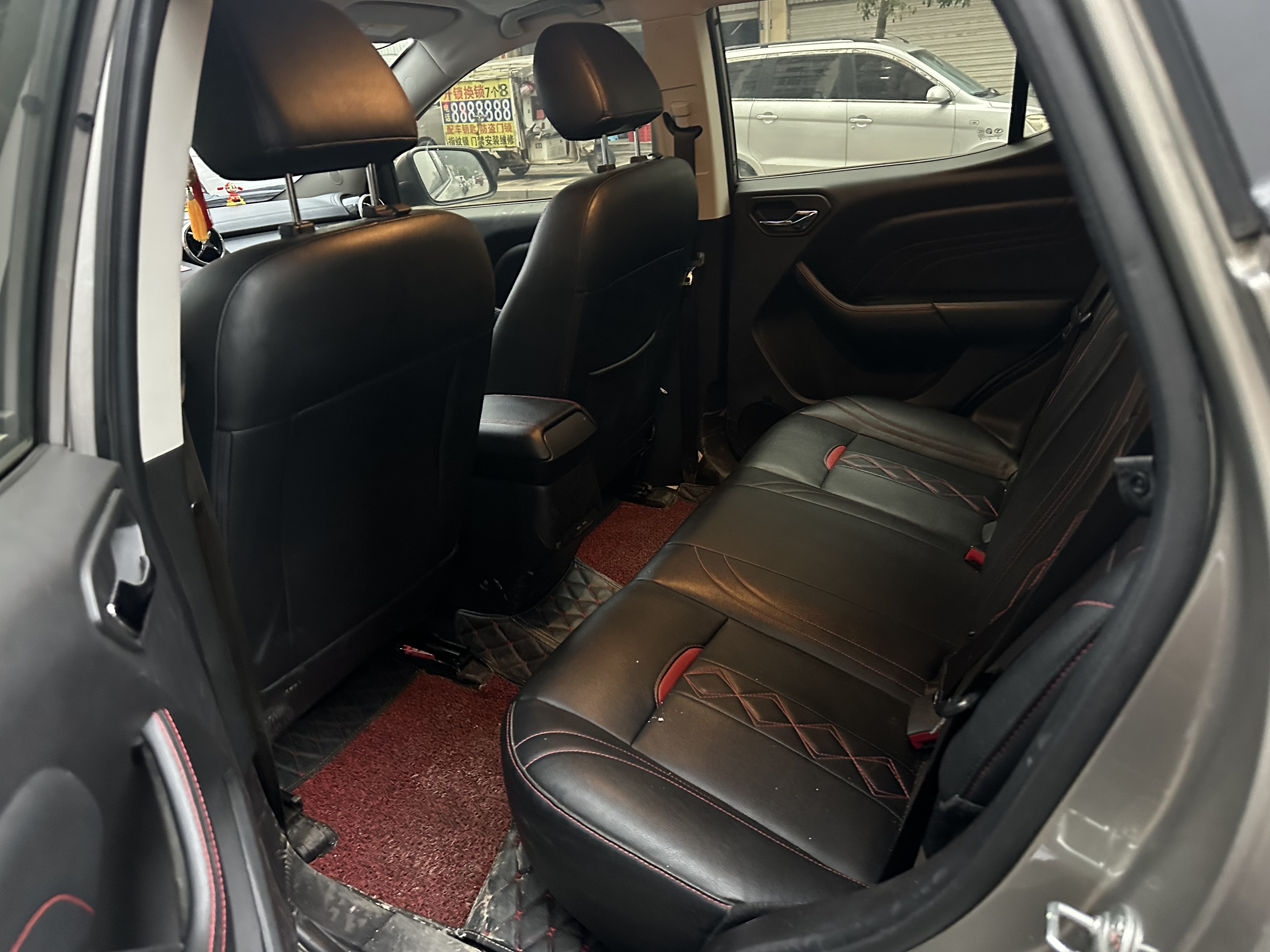 Soueast DX3 2018 car image #5